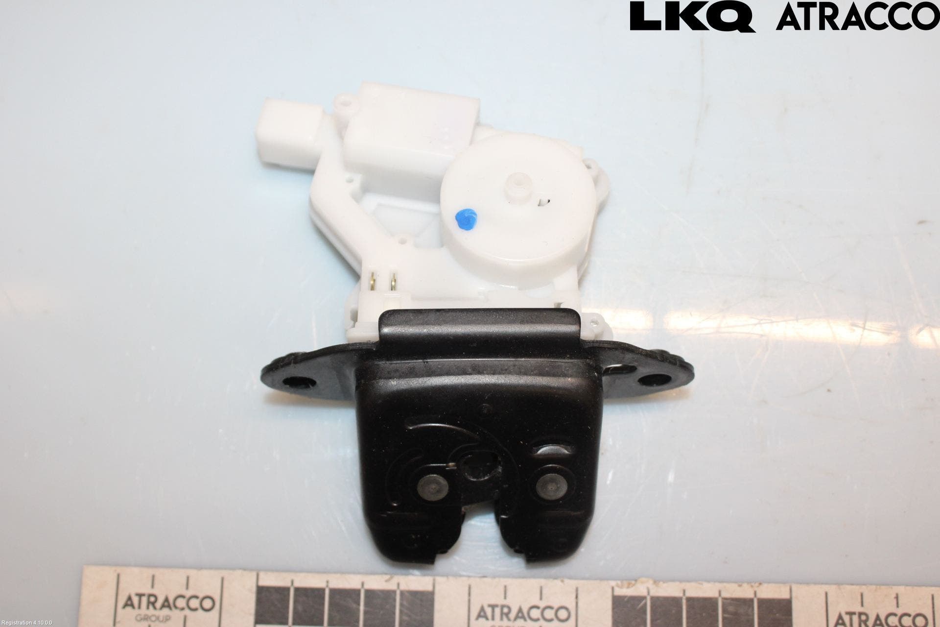 Nissan LEAF 18- Låskista Baklucka