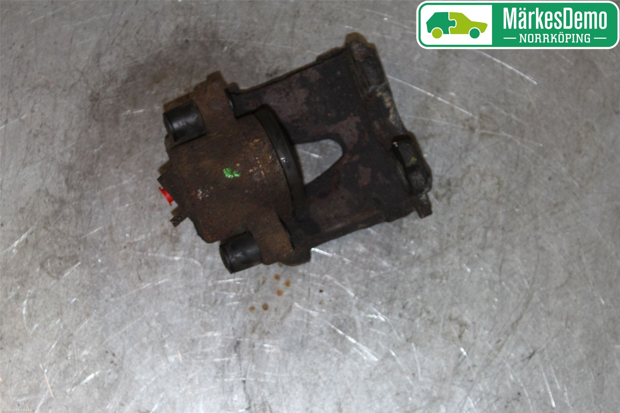 Skoda YETI Bromsok Fram Höger