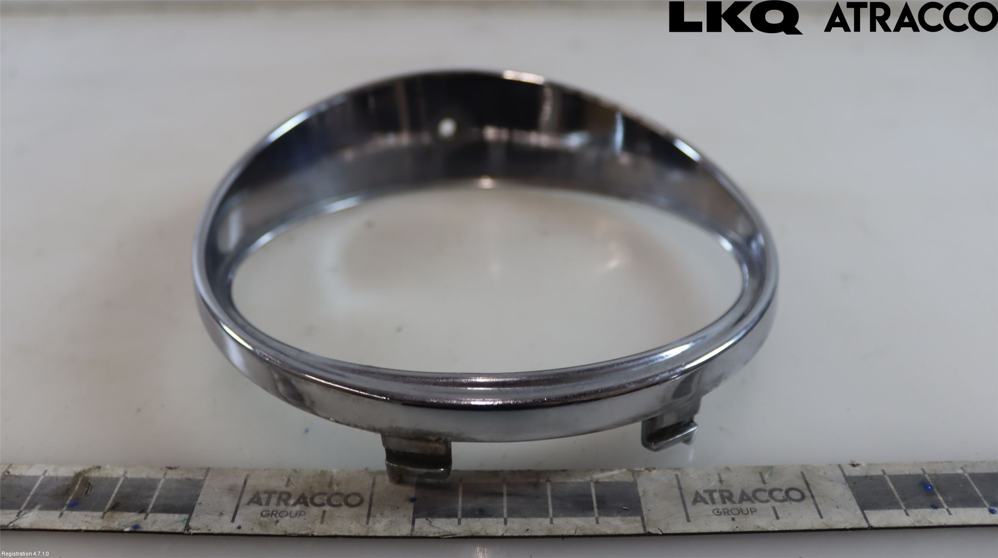 Jaguar XJ SERIE 2   73-79 Strålkastarsarg Höger