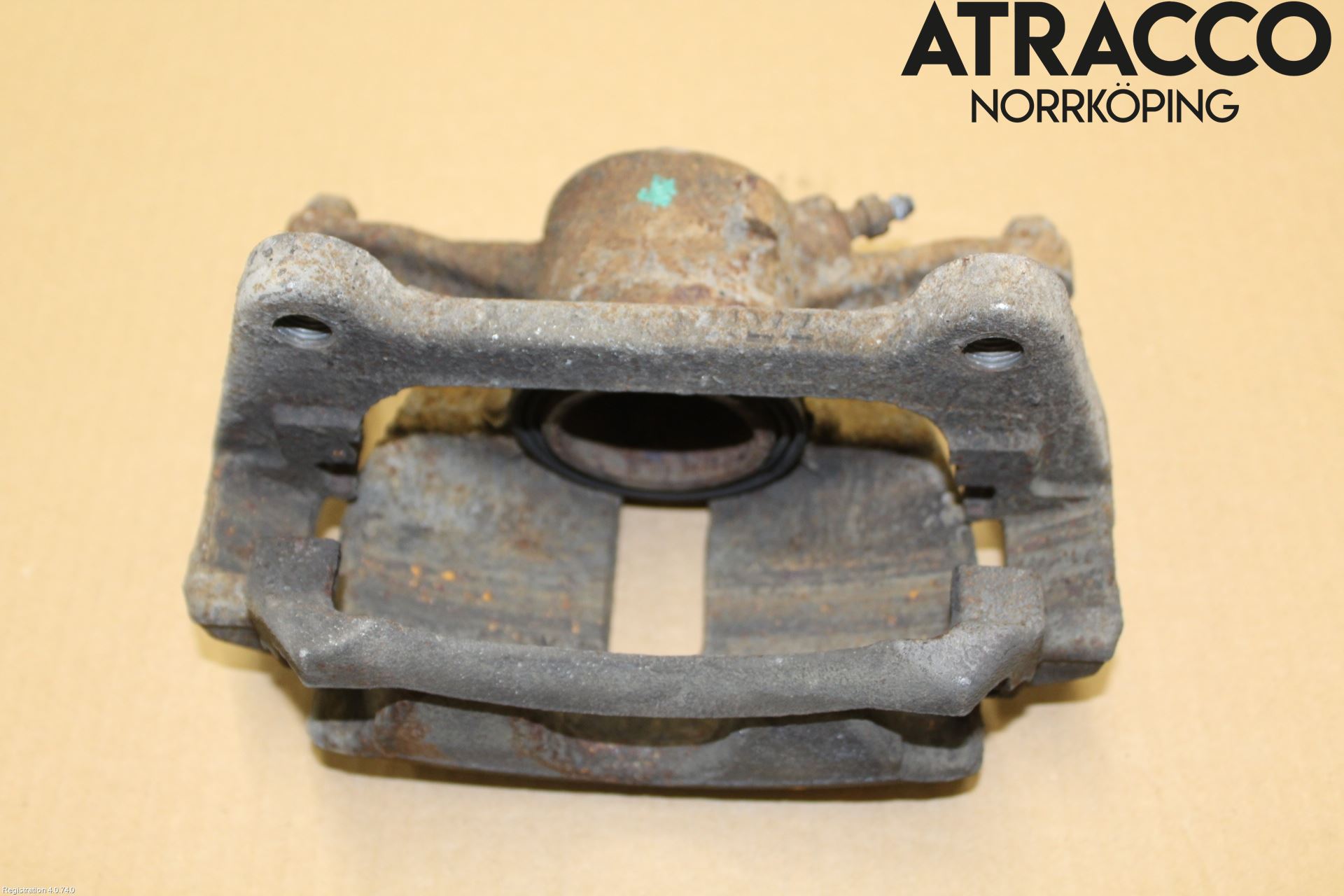 Volkswagen VW PASSAT 15-19 Bromsok Fram Höger