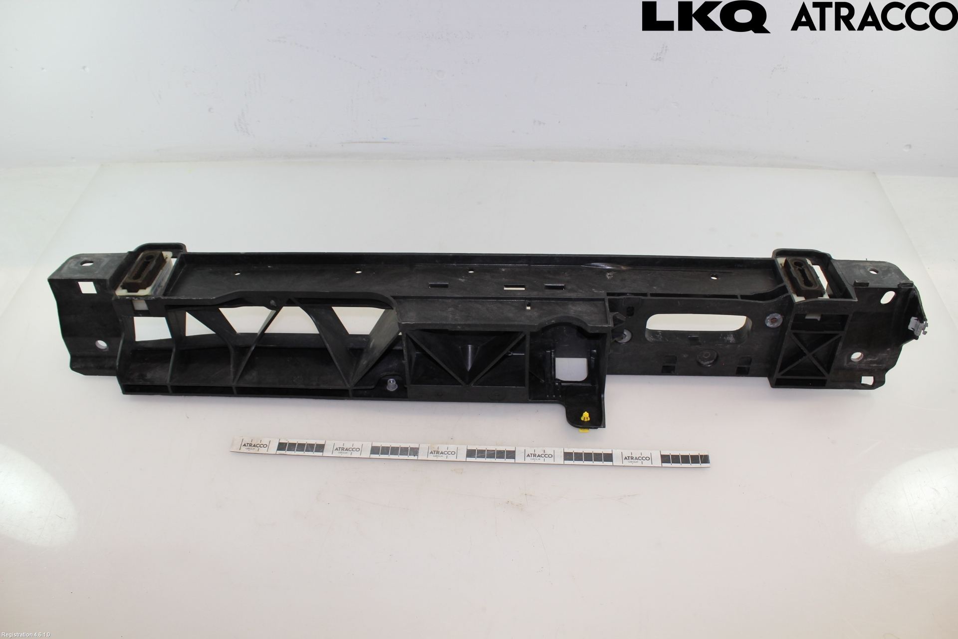 Citroen C4 GRAND PICASSO 14-18 Front Huvlåsplåt-Balk