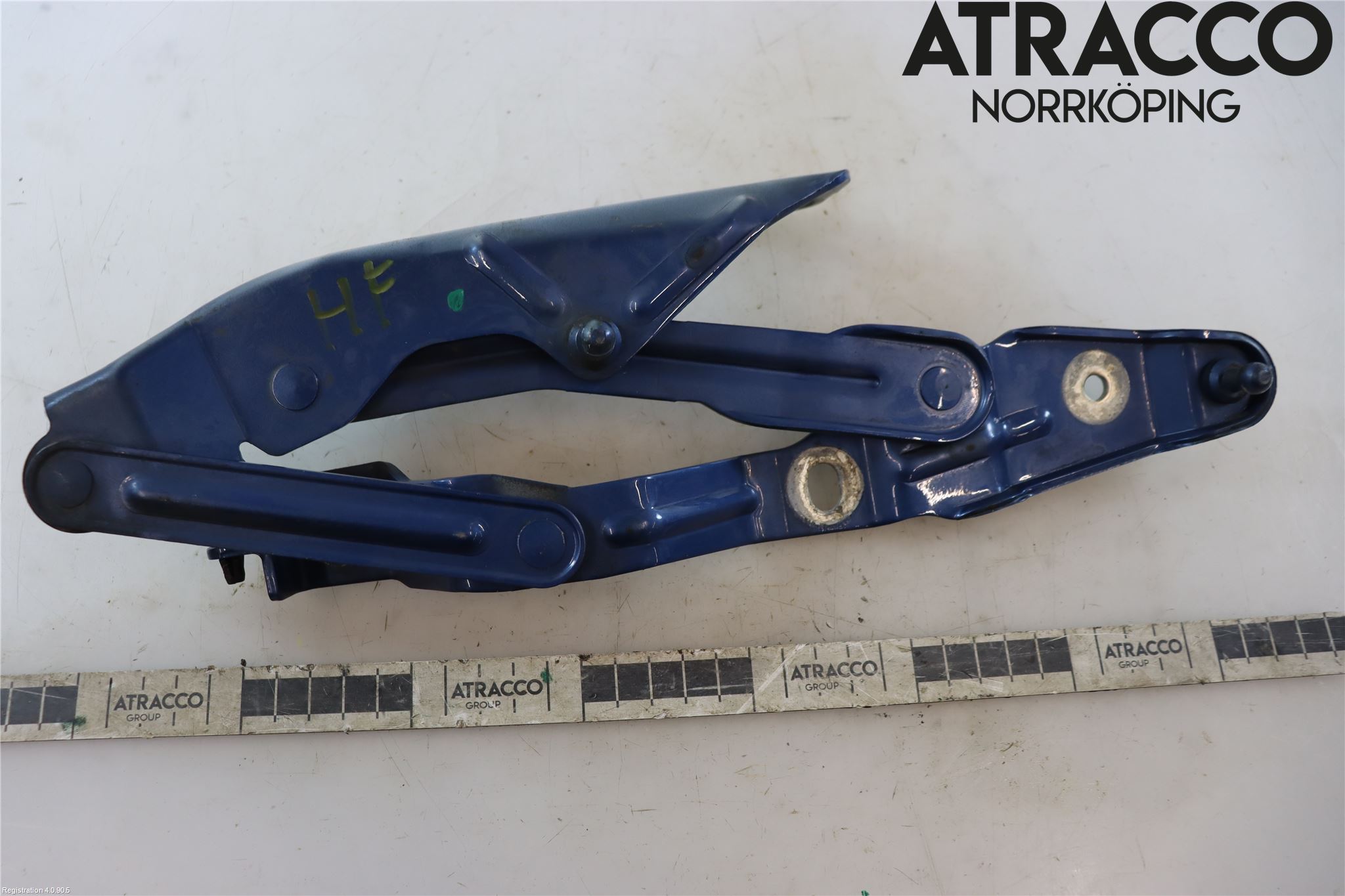 Audi TT 99-06 Huvgångjärn