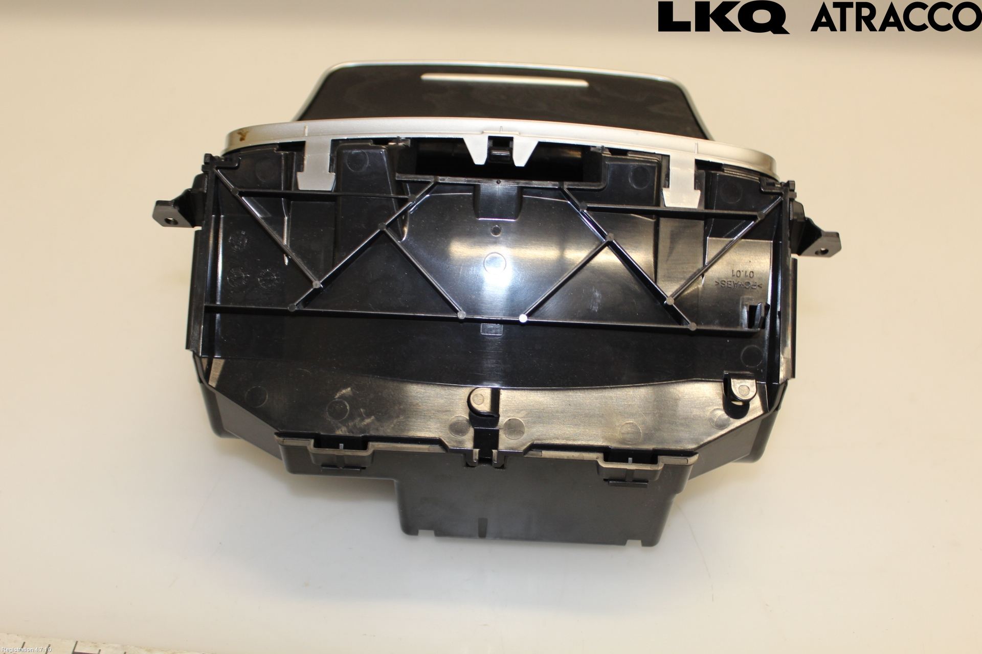 Mercedes-Benz MB GLC-KLASS (X253/C253) 15-22 Instrumentbräda Förvaringsfack