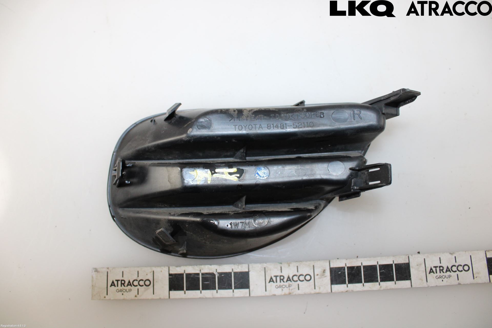 Toyota YARIS XP90 06-11 Stötfångardel Fram Hö
