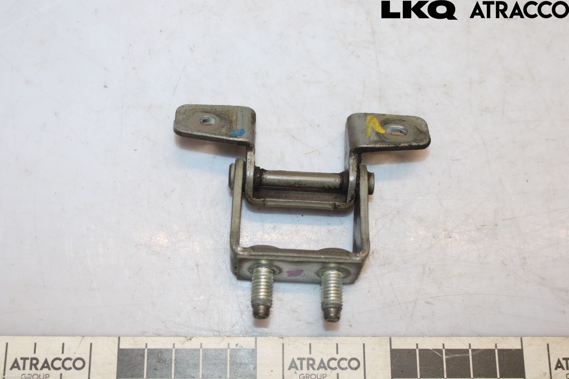 Kia VENGA 10-19 Bakluckegångjärn Vä