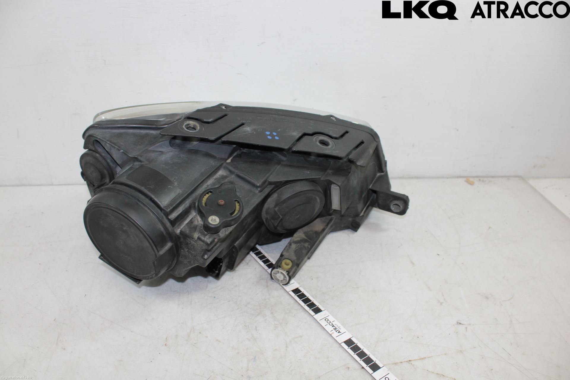 Volkswagen VW PASSAT 05-11 Strålkastare Vänster