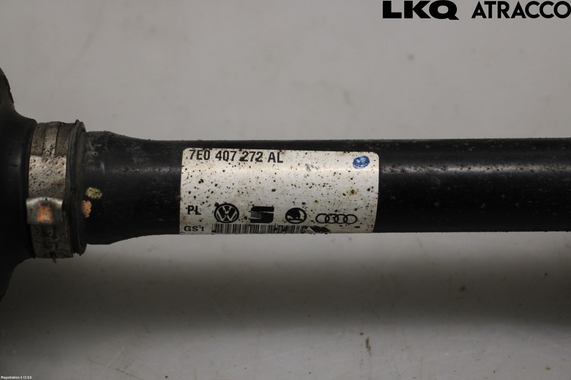 Volkswagen VW TRANSP/CARAVELLE (T5) 04-15 Drivaxel Fram Höger