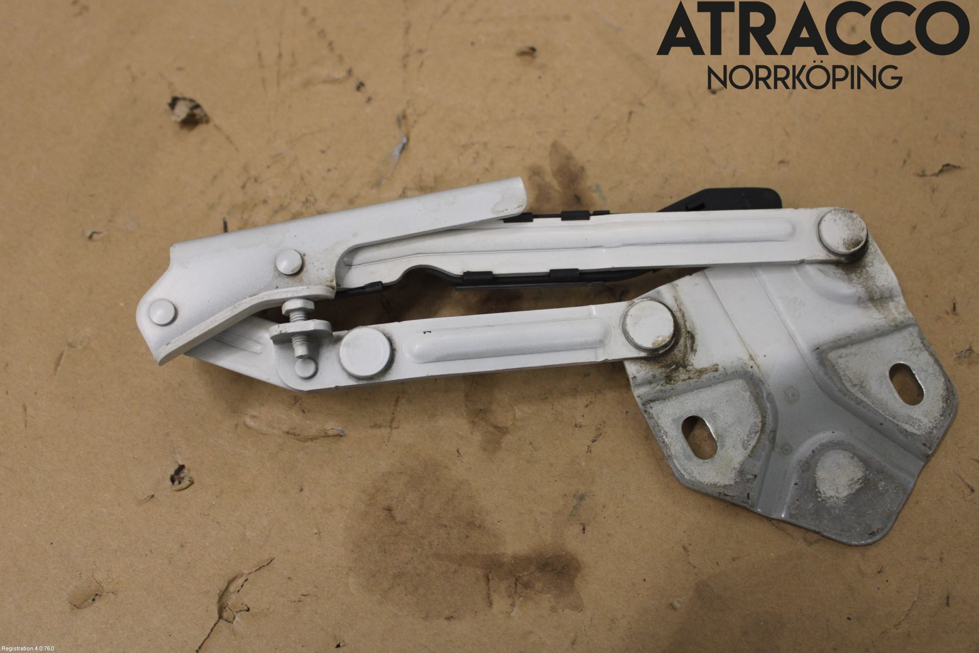 Volkswagen VW CADDY 11-15 Huvgångjärn