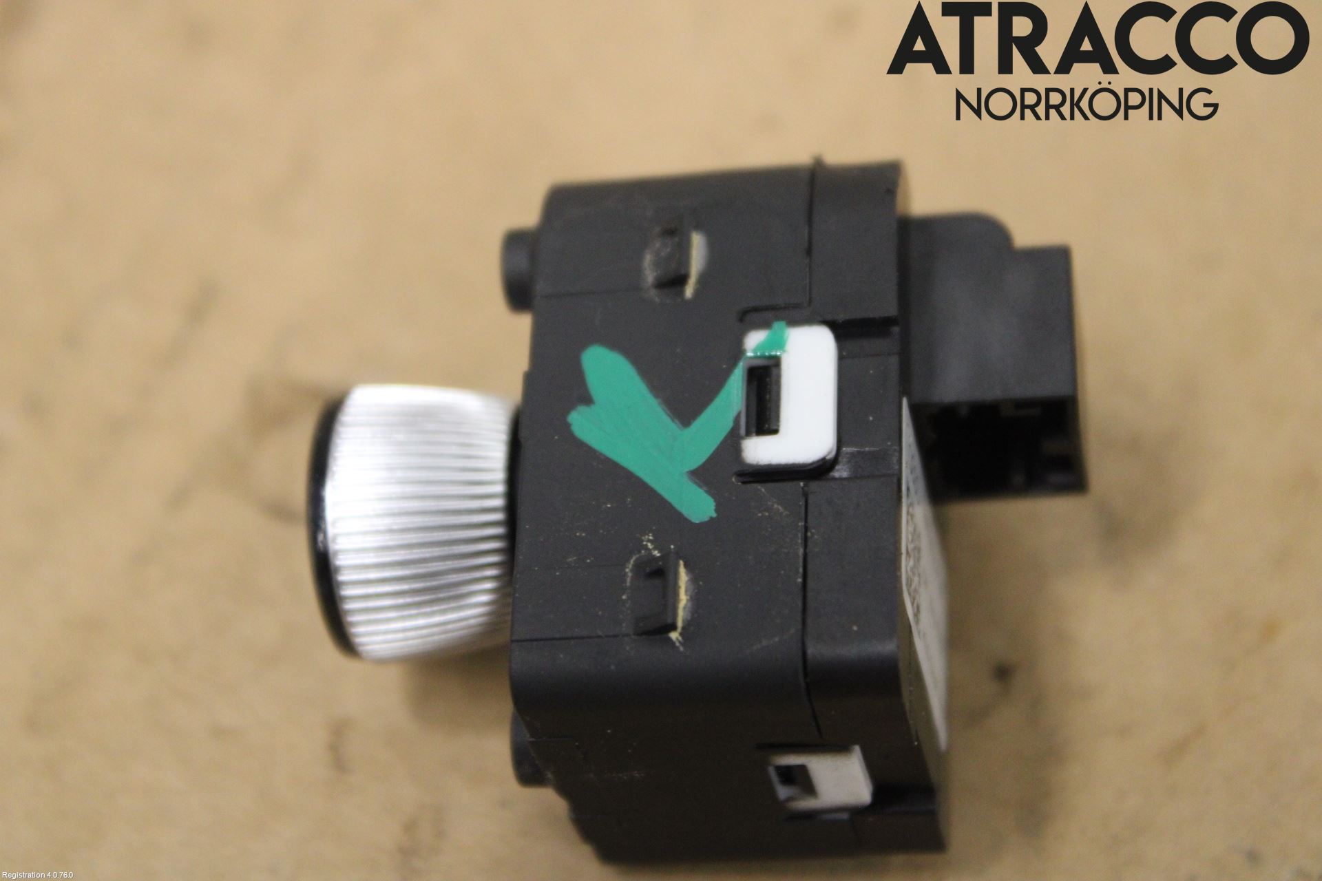 Audi A6 F2/C8 19- Strömställare Spegel