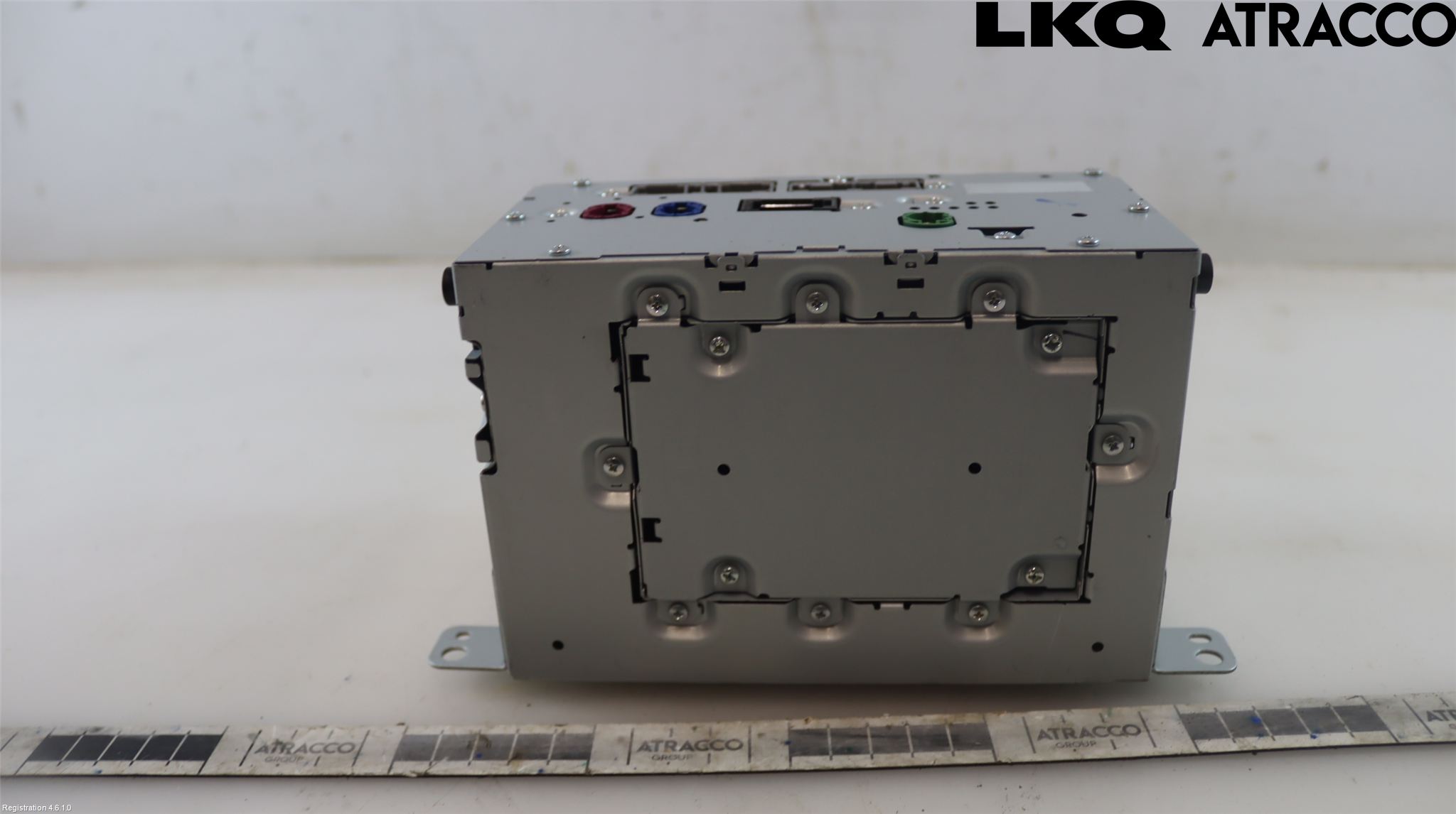 Volvo V90 17->> Radio