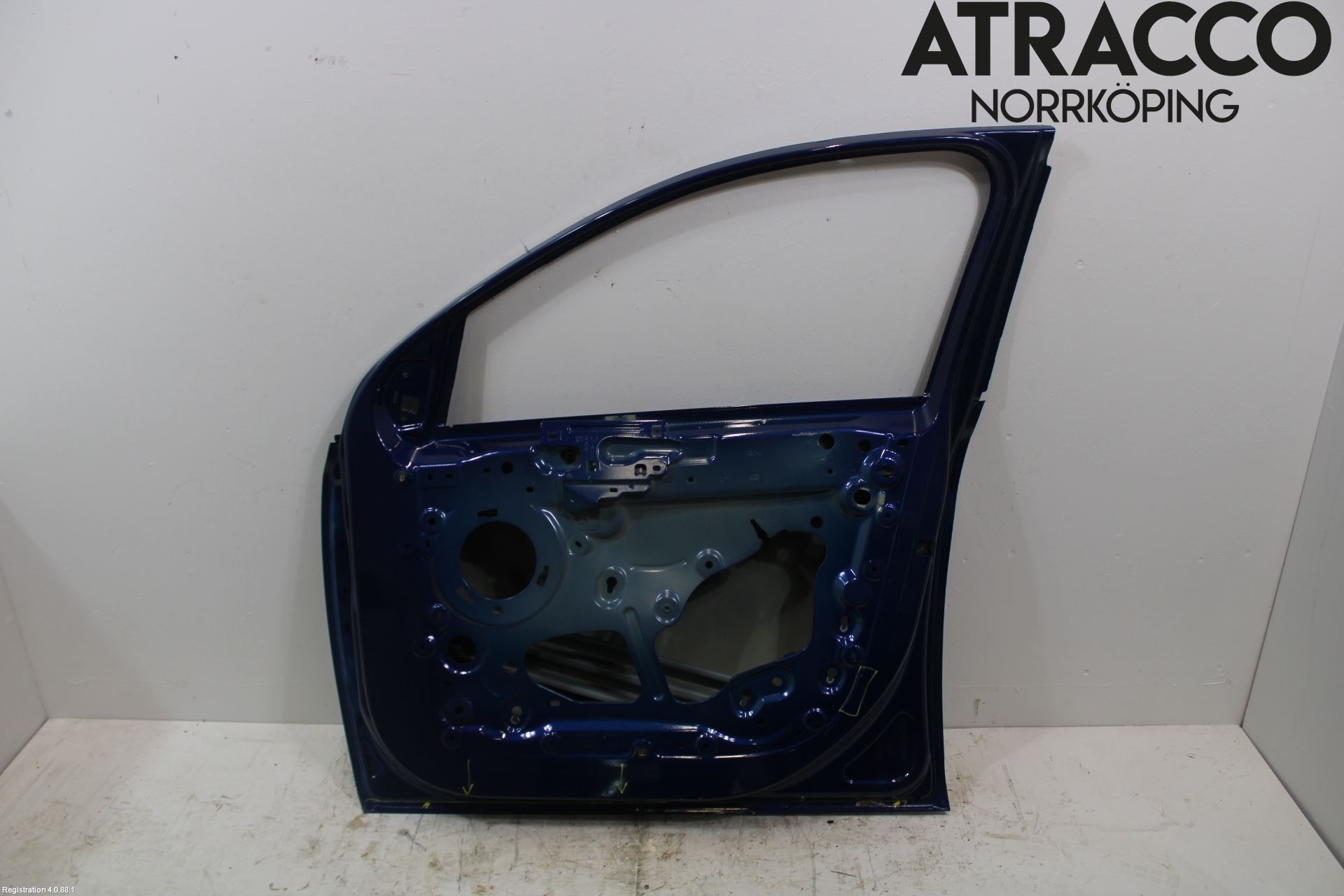 Peugeot 308 14-21 Dörr Fram Höger