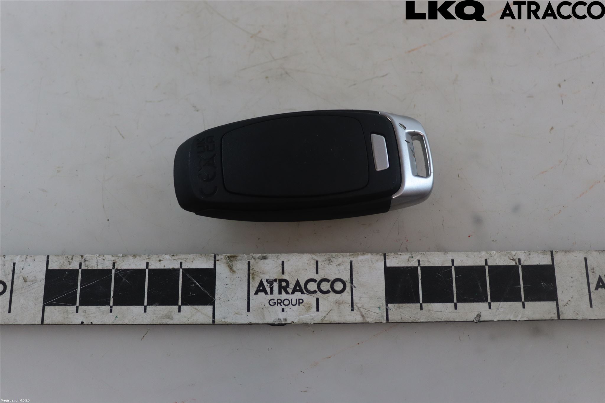 Audi Q4 E-TRON FZ 22- Nyckel-Nycklar