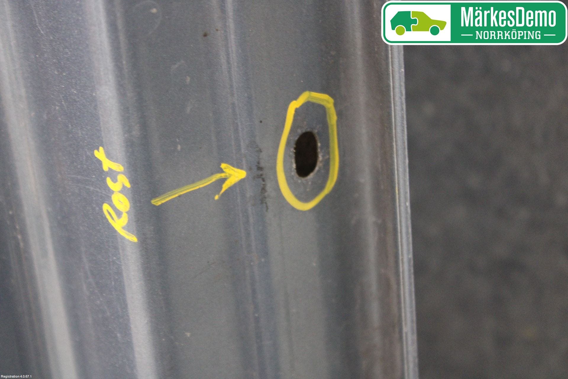 Seat LEON 06-12 Dörr Fram Vänster