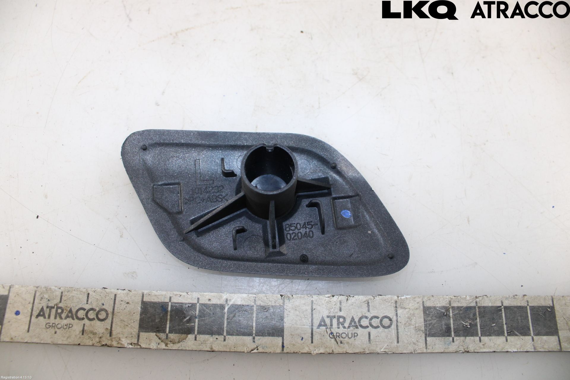 Toyota AURIS 10-12 Spolarmunstycke Strålkastare