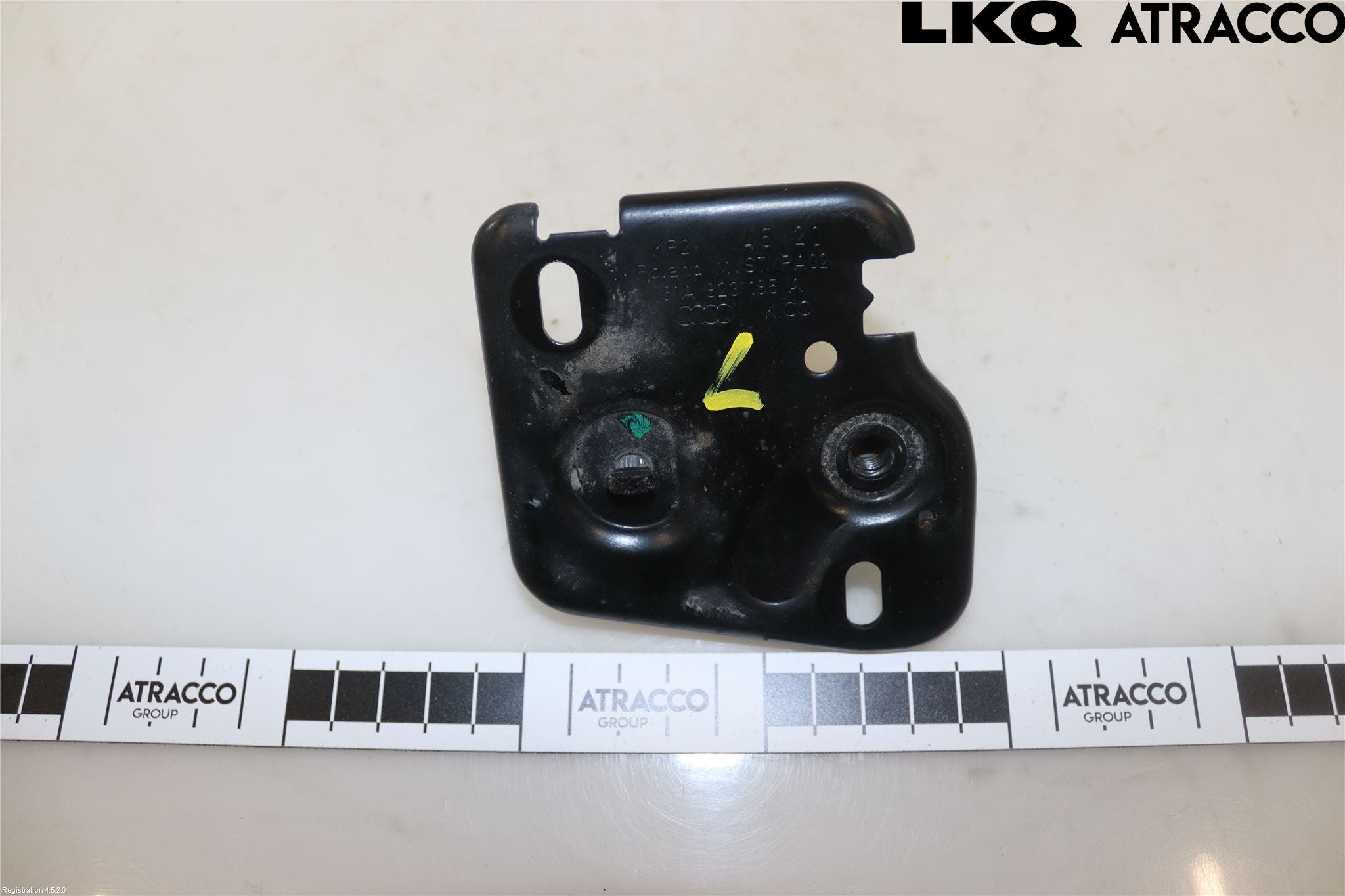 Audi A3/S3 8Y 21- Huv Spärr