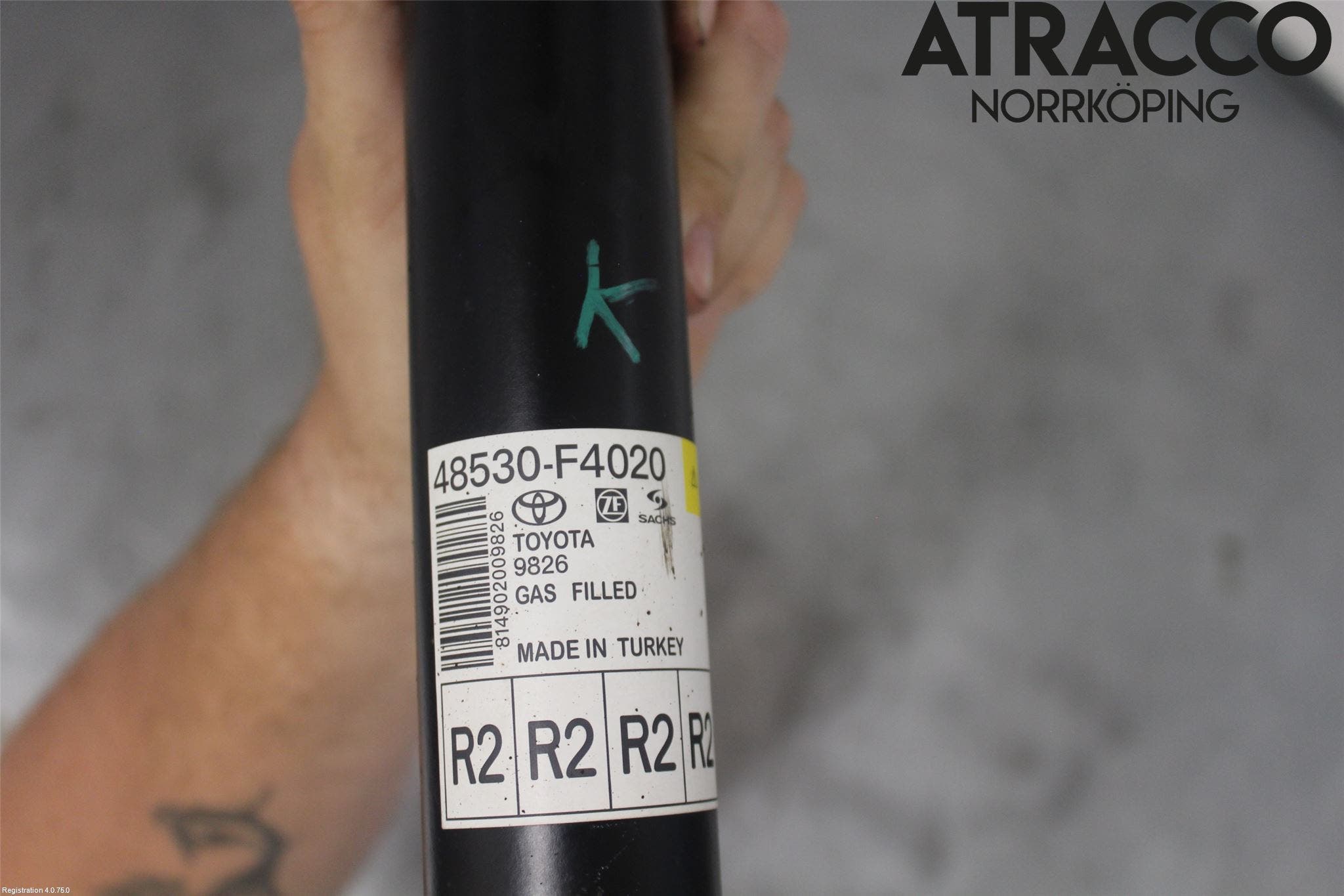 Toyota C-HR 16-23 Stötdämpare Bak