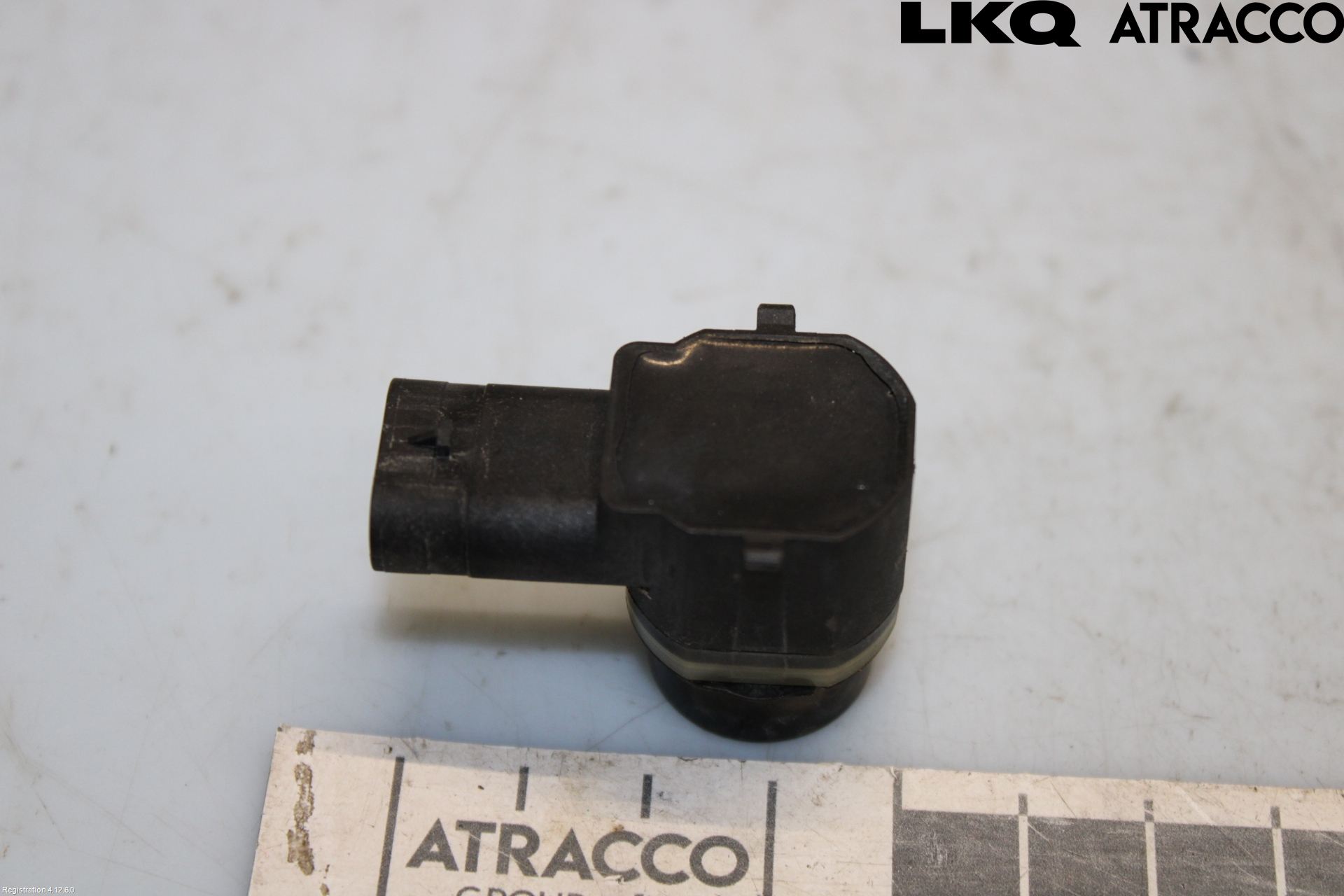 Volkswagen VW PASSAT 11-14 Parkeringshjälp Frontsensor