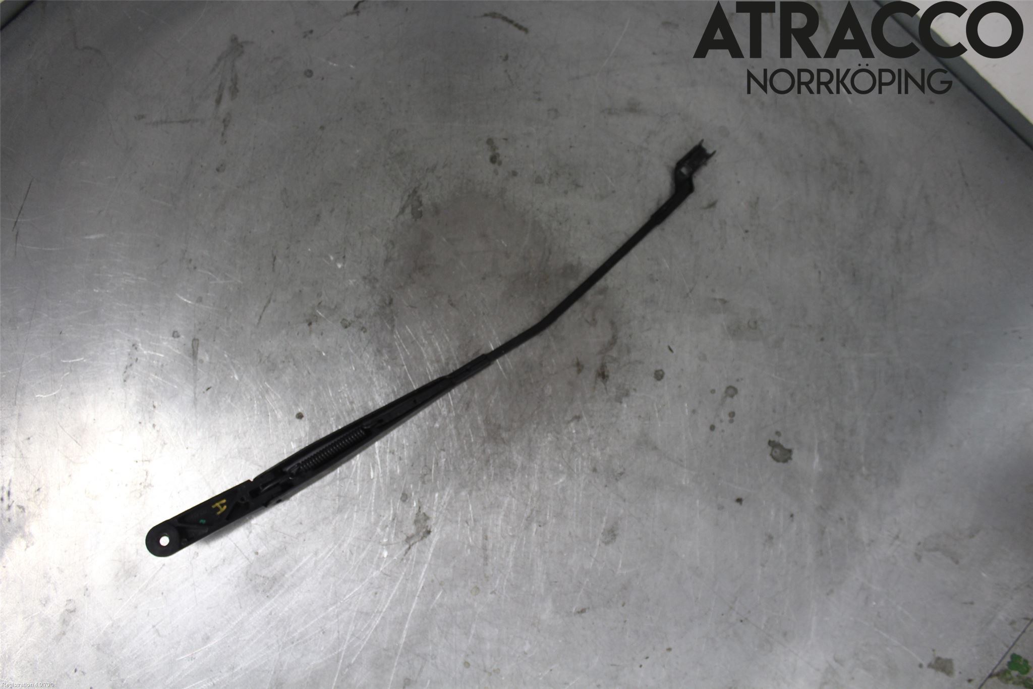 Volkswagen VW PASSAT 20-24 Torkararm Armar Vindruta
