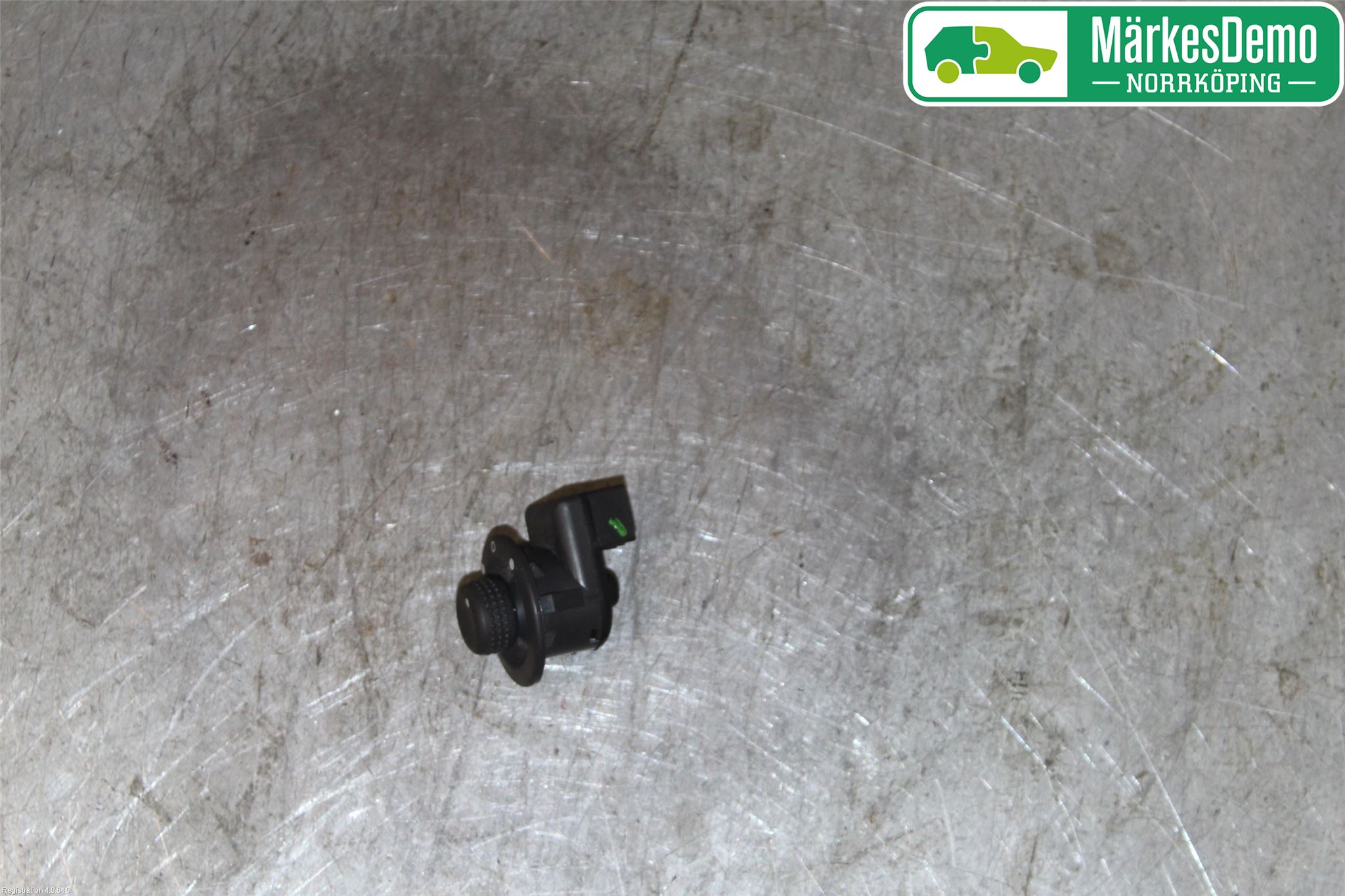 Renault CLIO III  09-12 Strömställare Spegel