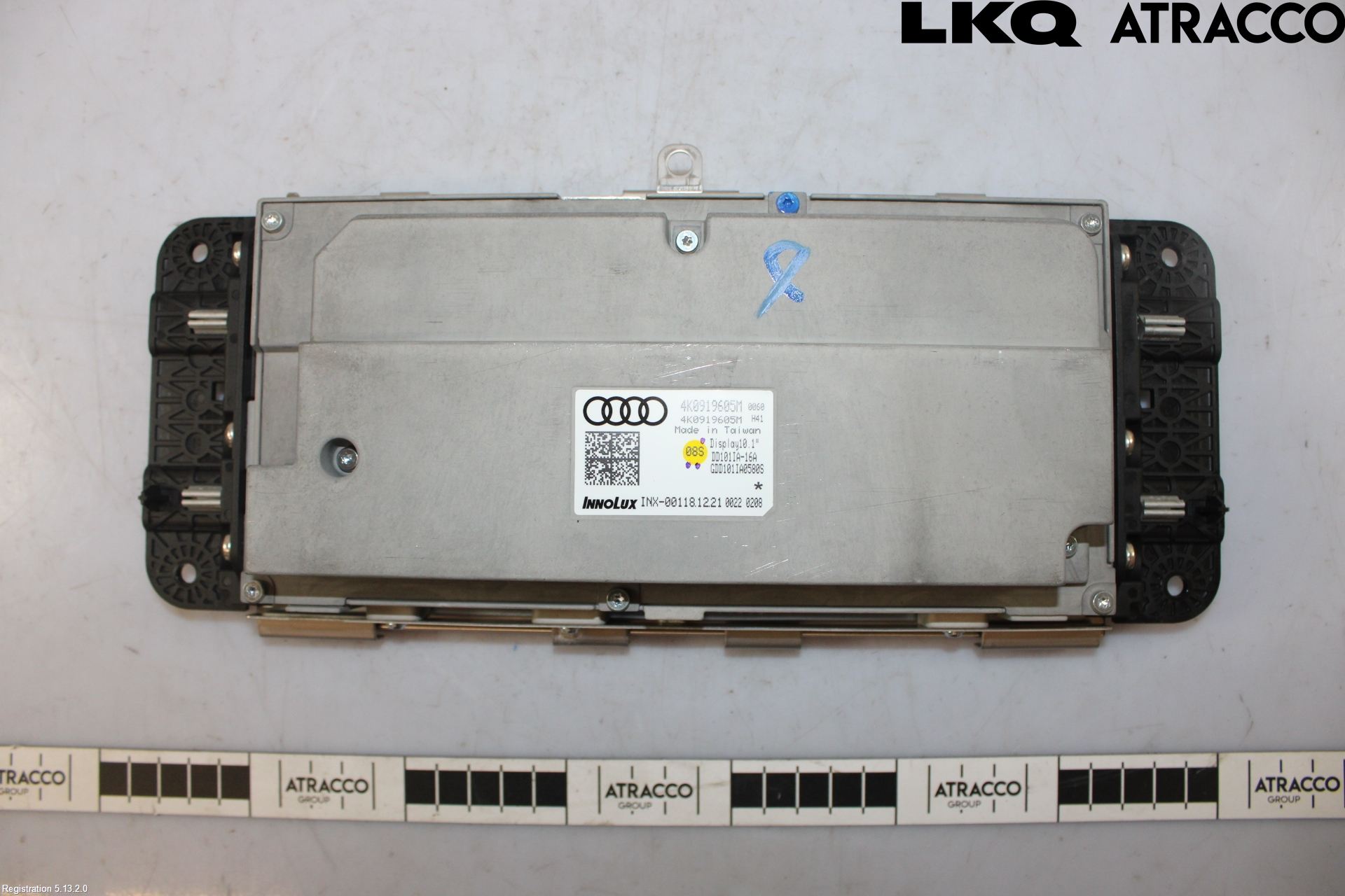 Audi A6 F2/C8 19- Bildskärm