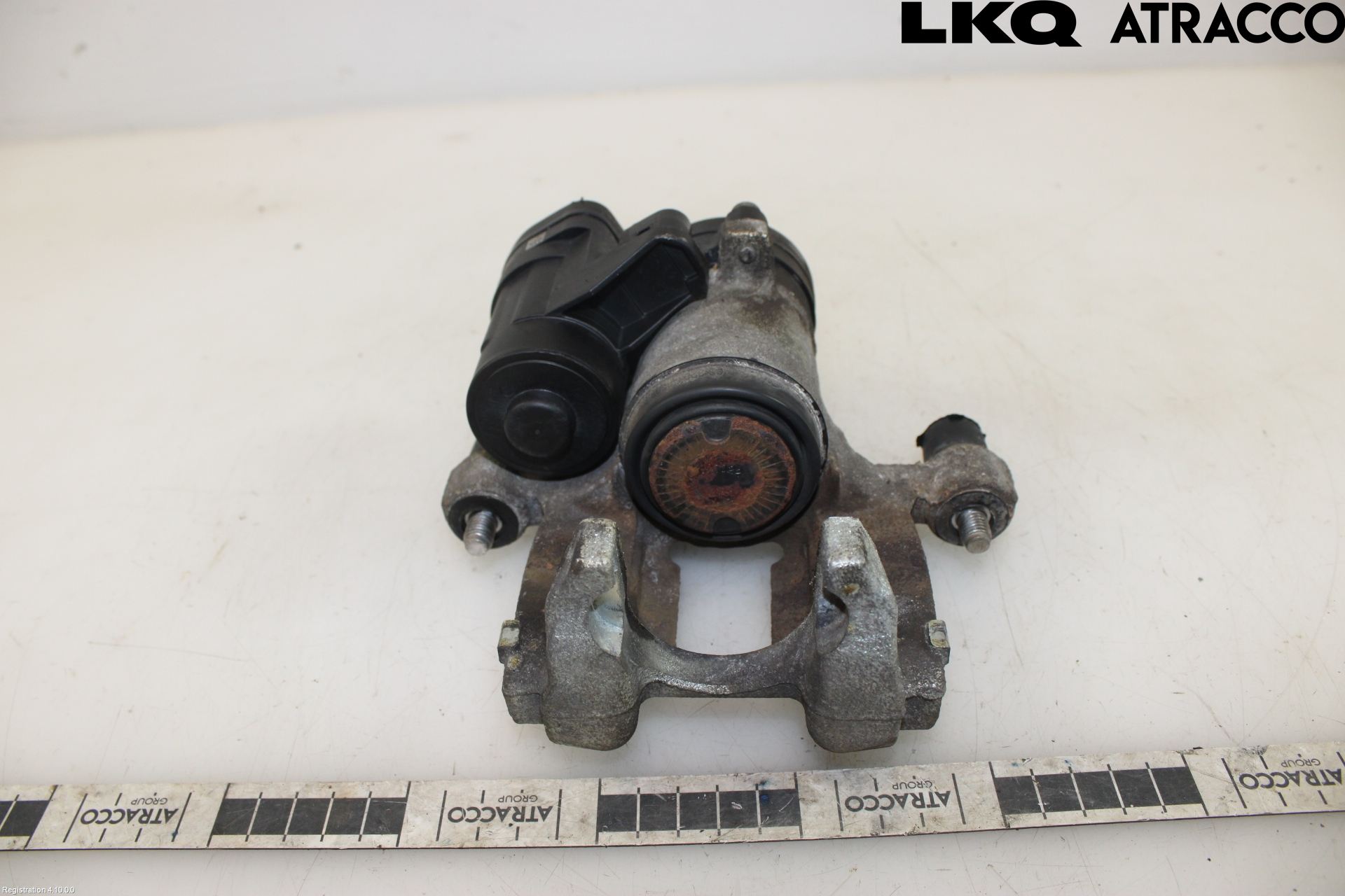 MG 4 23- Bromsok Bak Höger