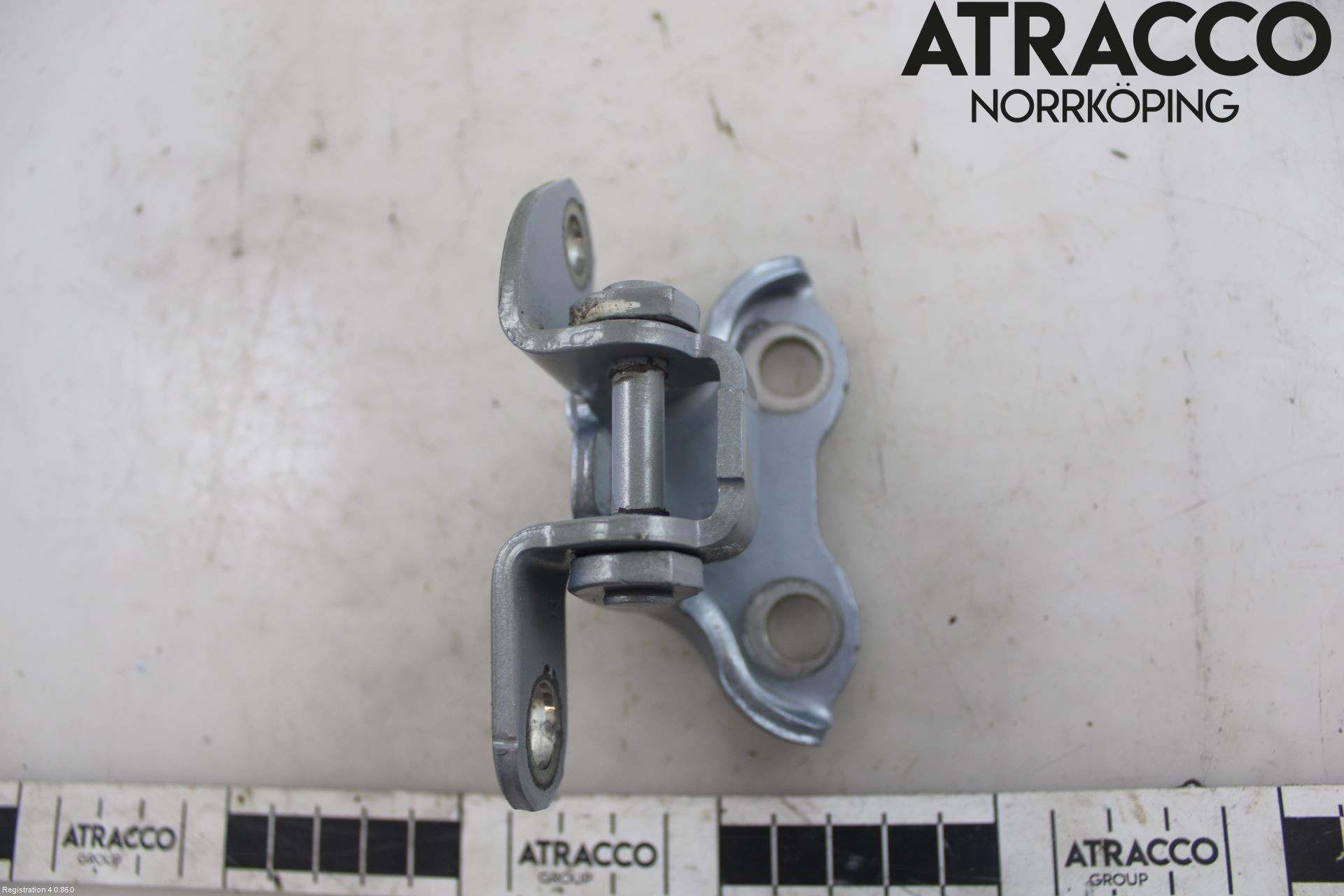 Toyota AURIS 10-12 Dörrgångjärn