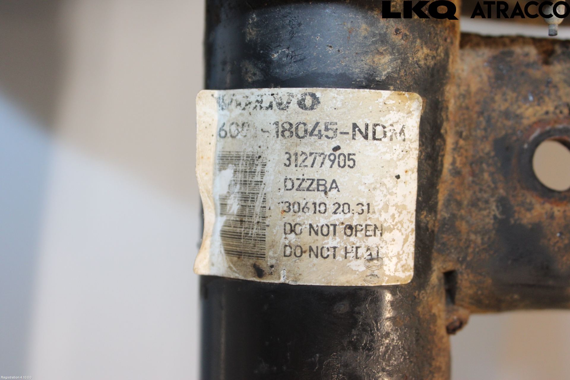 Volvo V70 08-13 Fjäderben Fram Höger