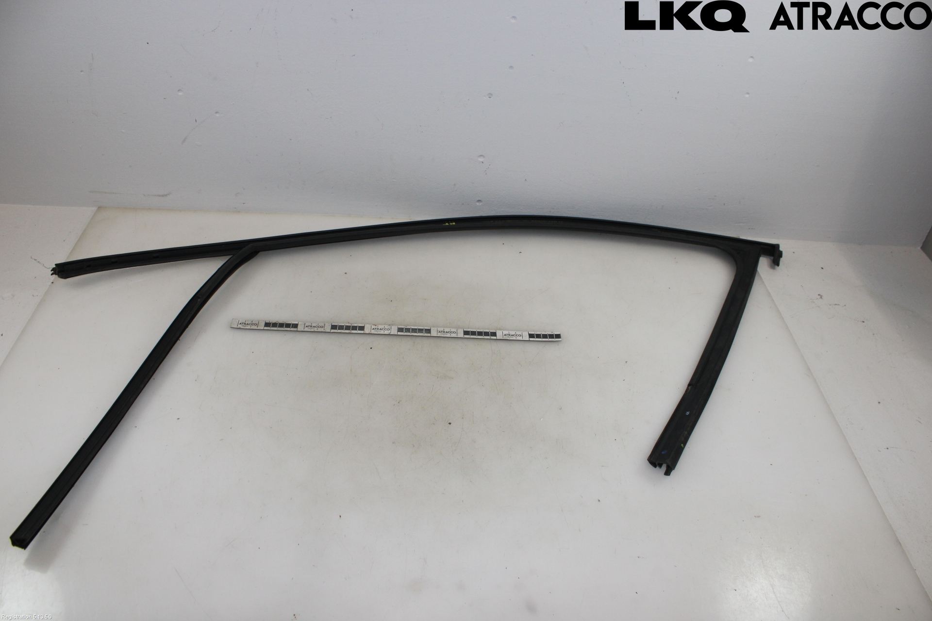 Skoda OCTAVIA (5E) 13-20 Dörr Dekorlist Fram Hö