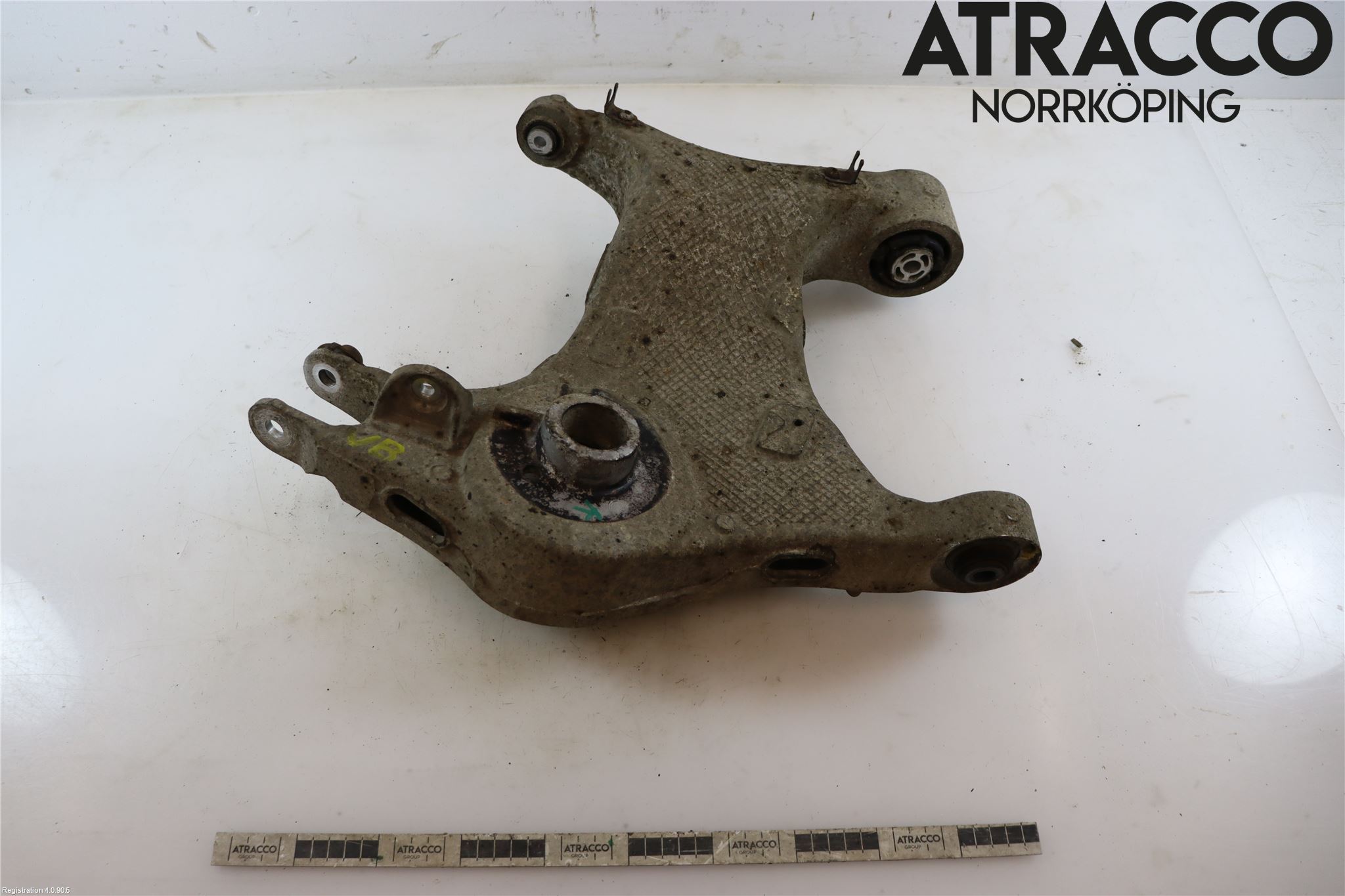 Jaguar F-PACE Bärarm Bak Vänster