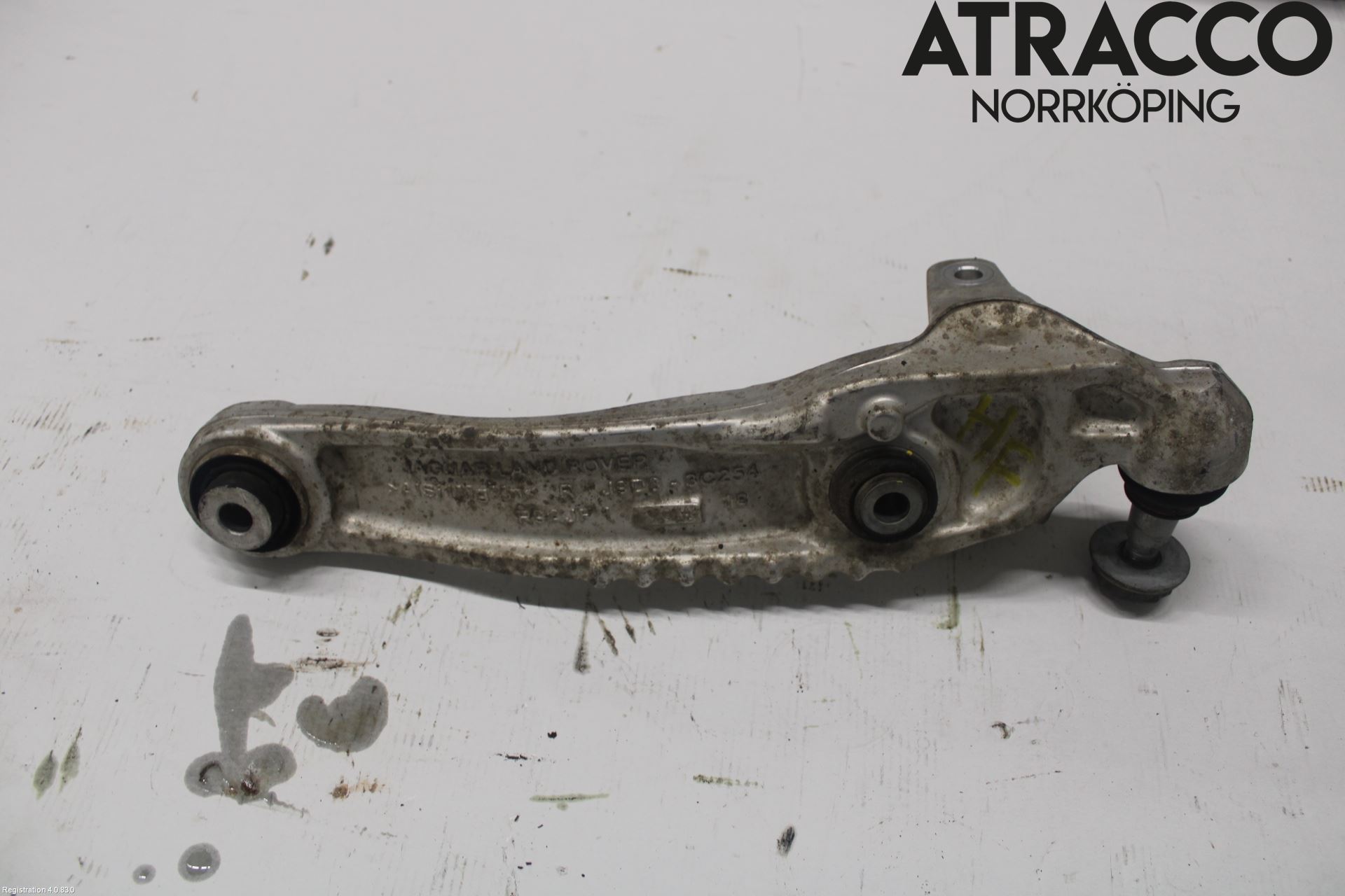 Jaguar I-PACE 18- Bärarm Fram Undre Hö