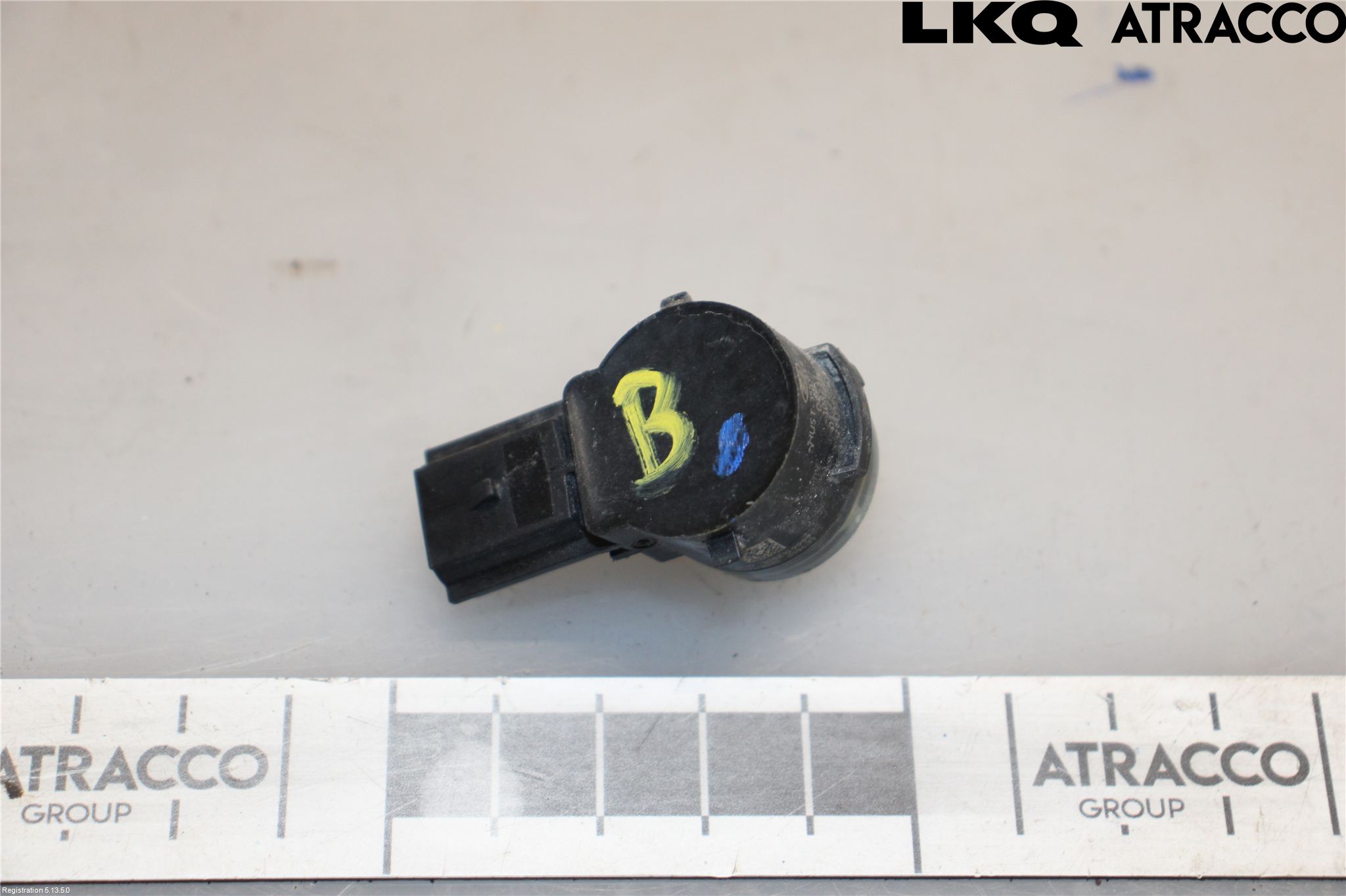 Ford ECOSPORT 17- Parkeringshjälp Backsensor