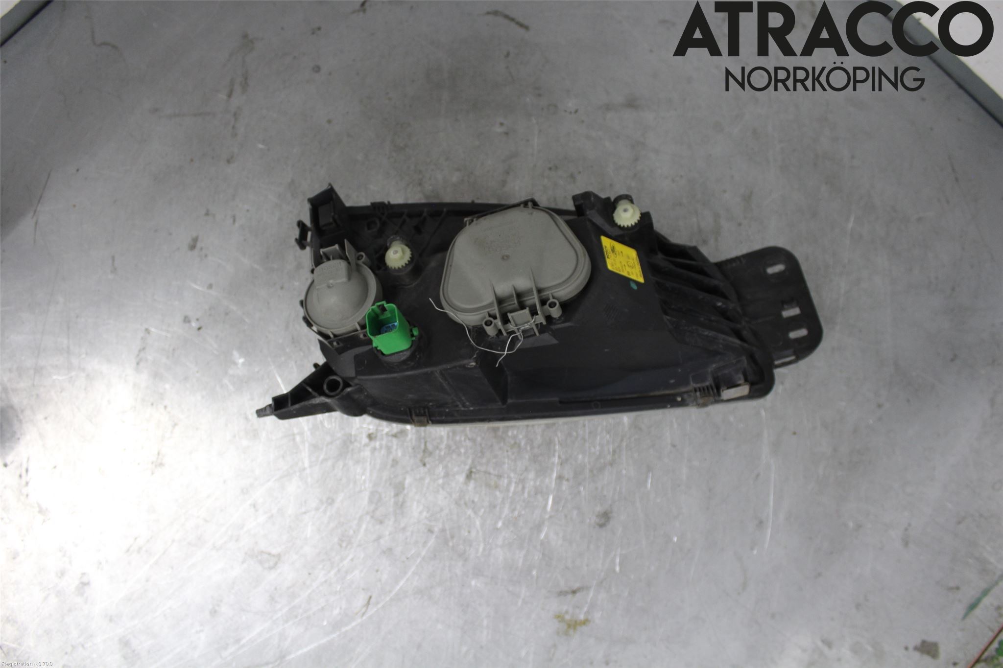 Ford FIESTA     00-01 Strålkastare Vänster