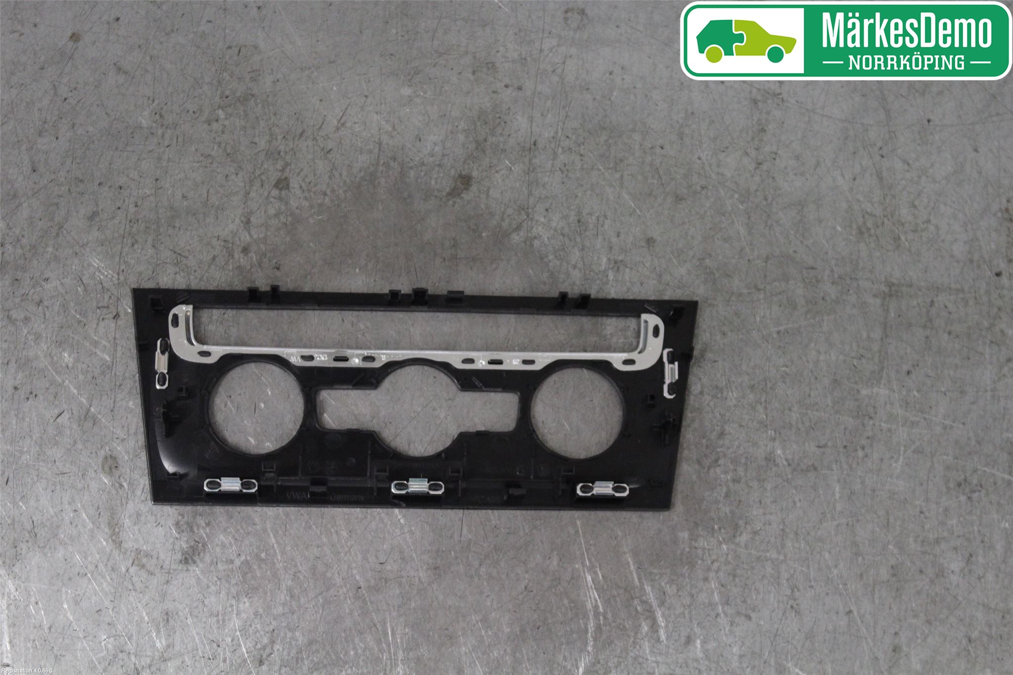 Volkswagen VW GOLF / E-GOLF VII 13-20 Instrument-Radio Sarg