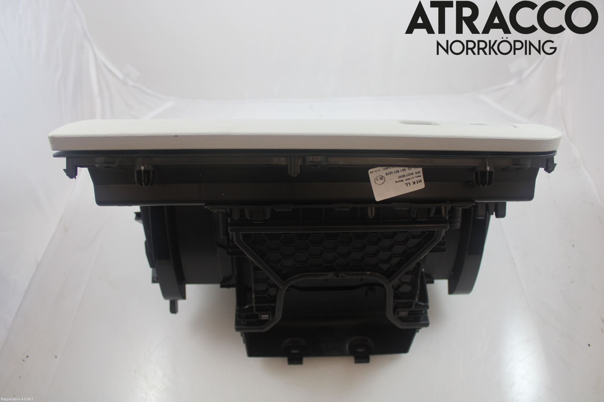 Volkswagen VW PASSAT 20-24 Handskfack