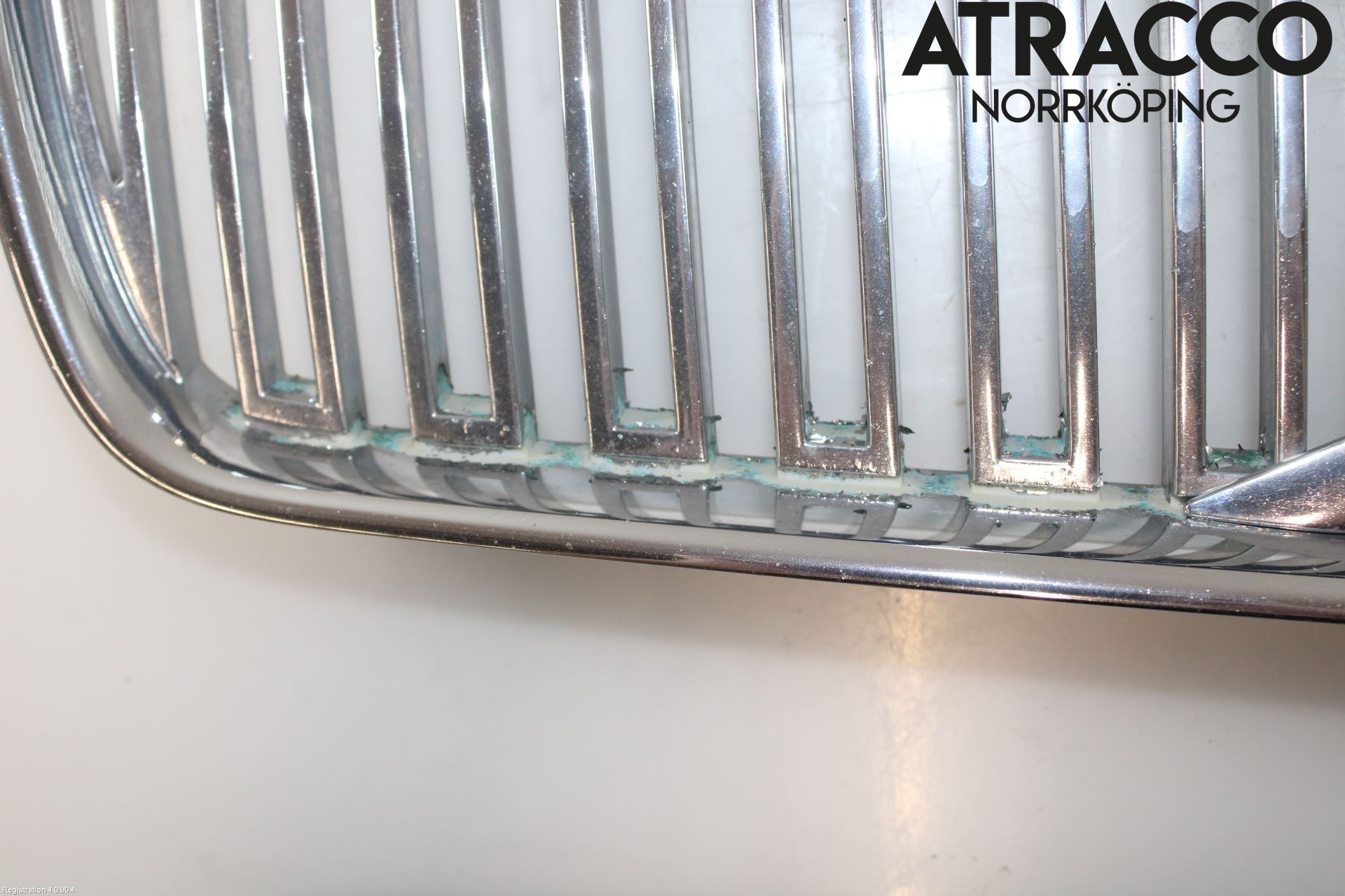 Volvo V50 04-07 Grill Komp