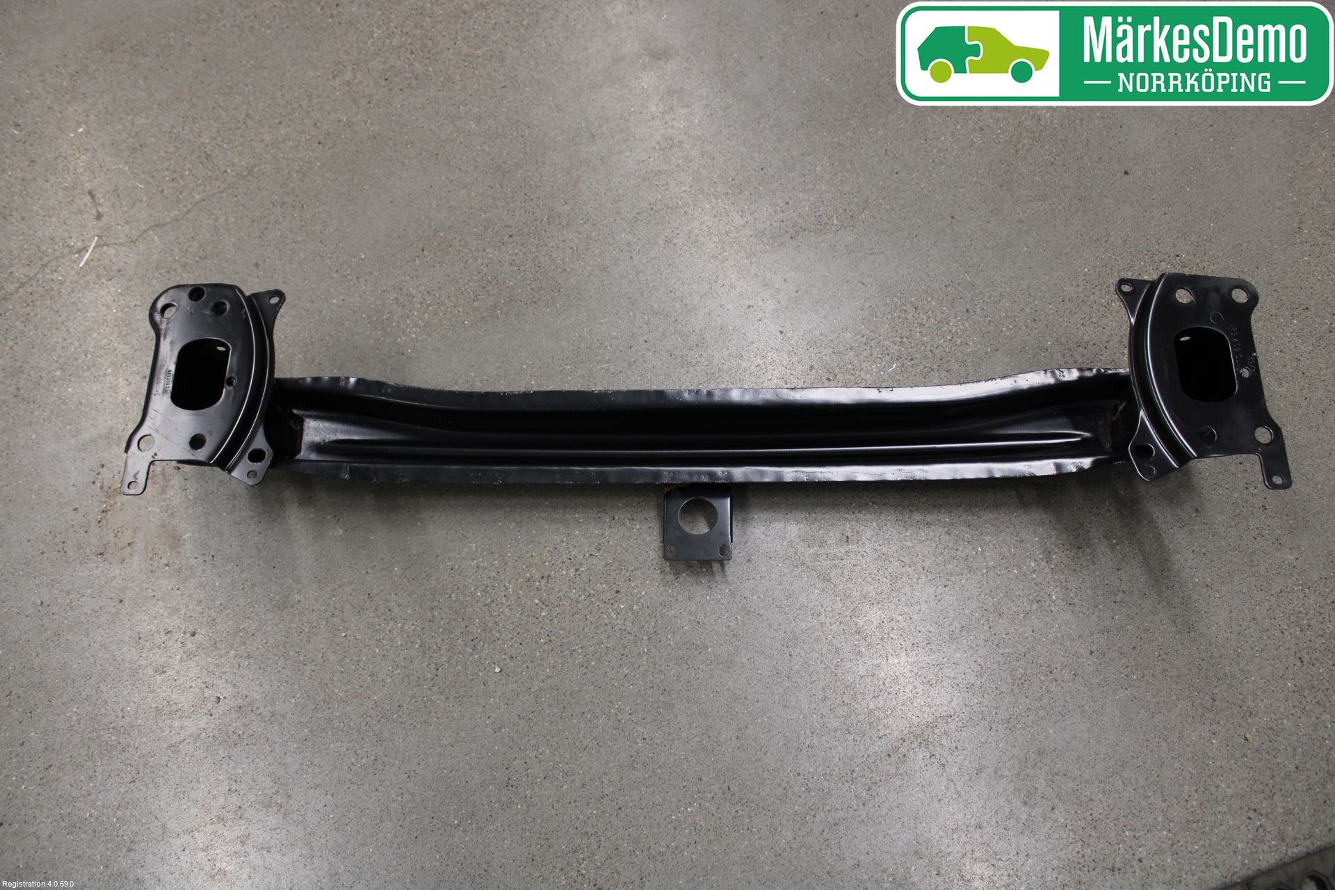 Volkswagen VW GOLF V 04-09 Stötfångarbalk Fram
