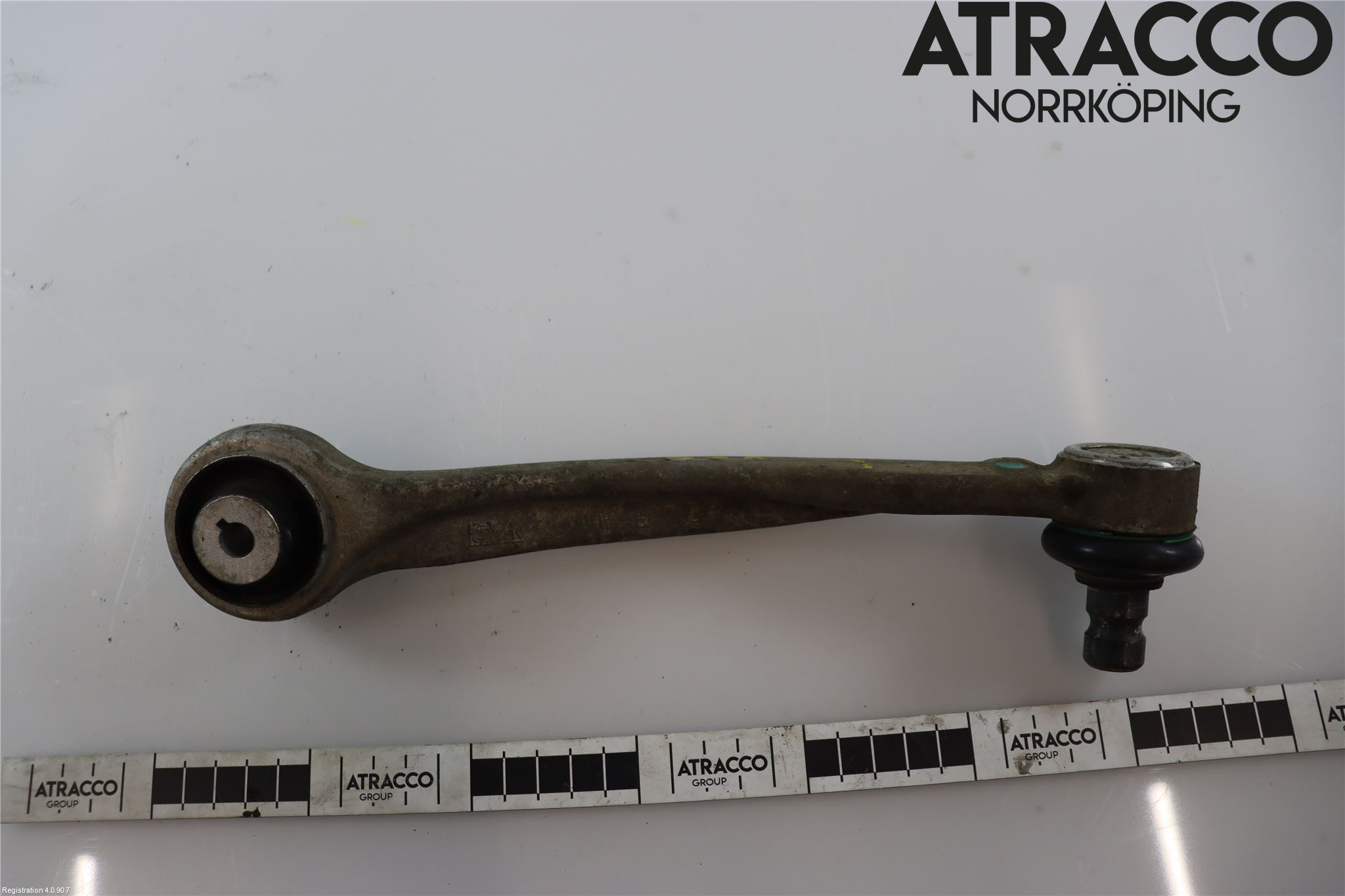 Audi A6 F2/C8 19- Bärarm Fram Övre Vä