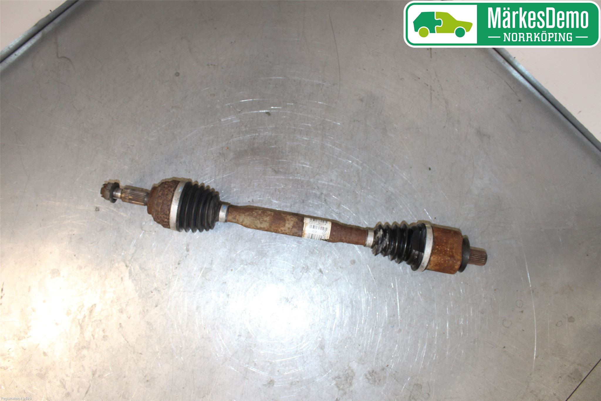Renault CLIO III  06-09 Drivaxel Fram Vänster