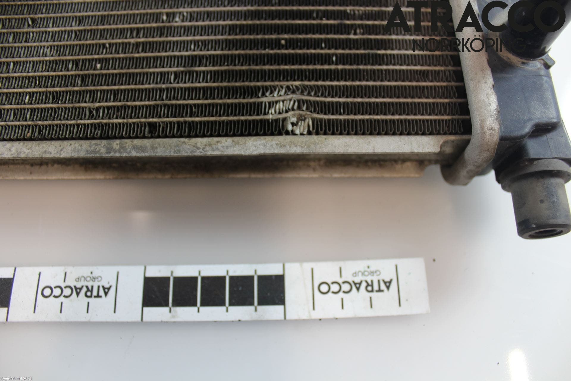 Toyota PRIUS+ ZVW40 12-20 Kylare Aut