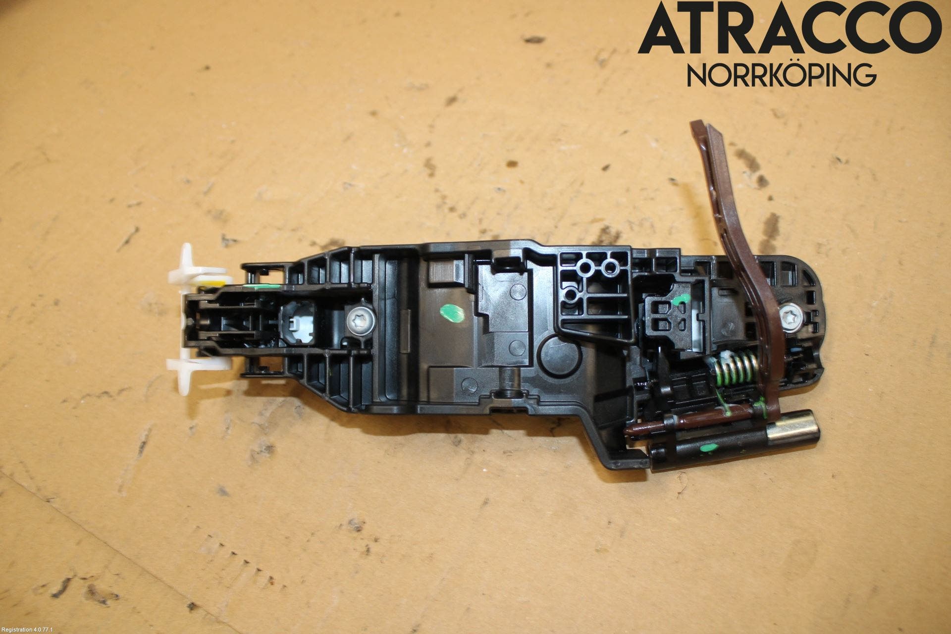 Toyota YARIS XP21 20- Dörrhandtag Yttre Vä