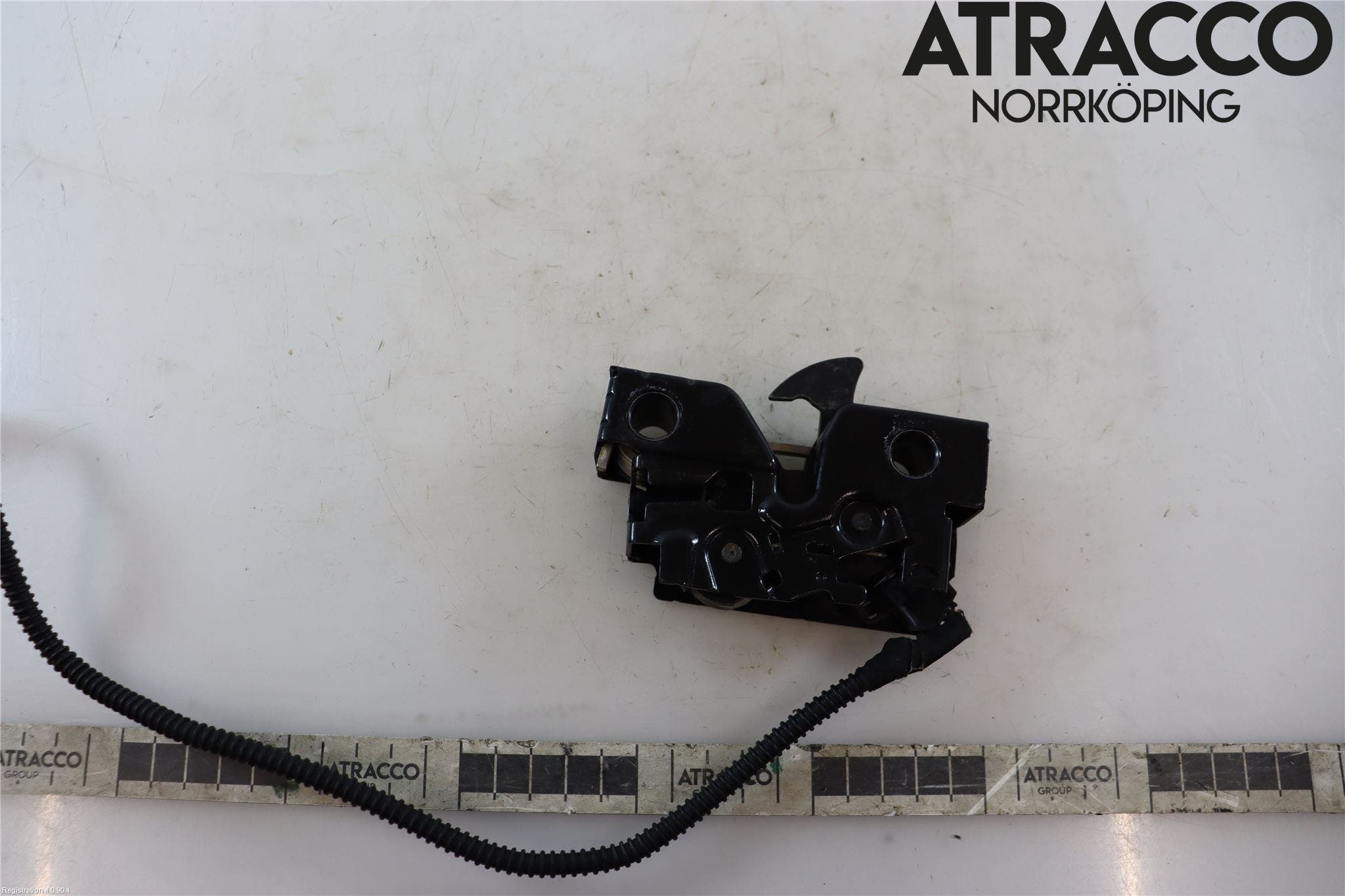 Volkswagen VW GOLF / E-GOLF VII 13-20 Huvlås