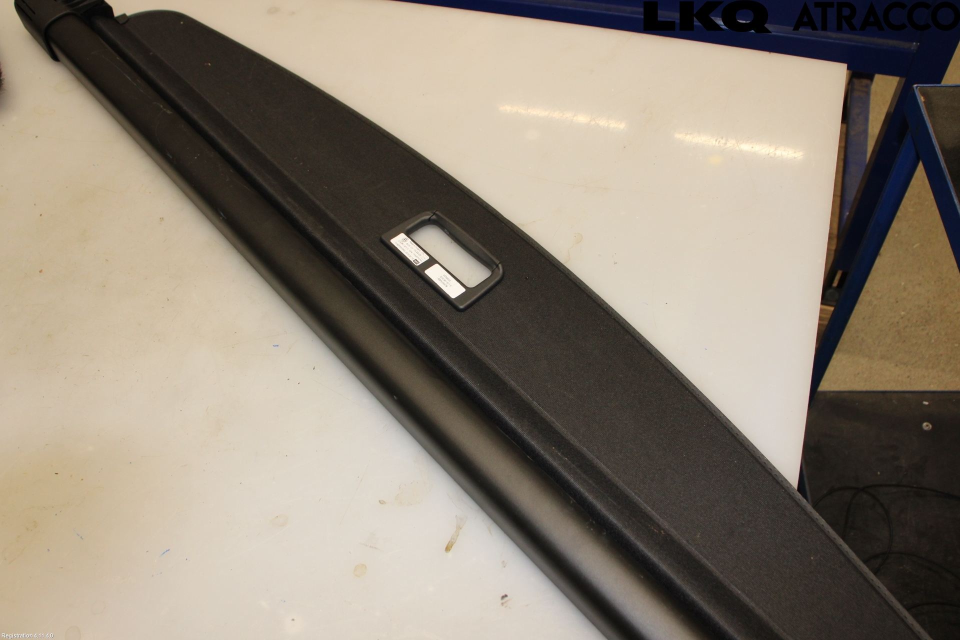 Volkswagen VW TOURAN 16- Insynskydd