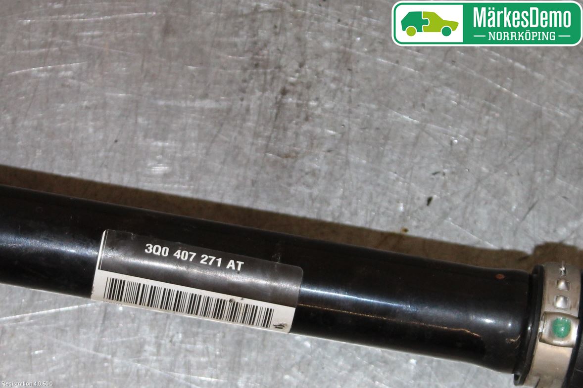 Seat TARRACO 19- Drivaxel Fram Vänster