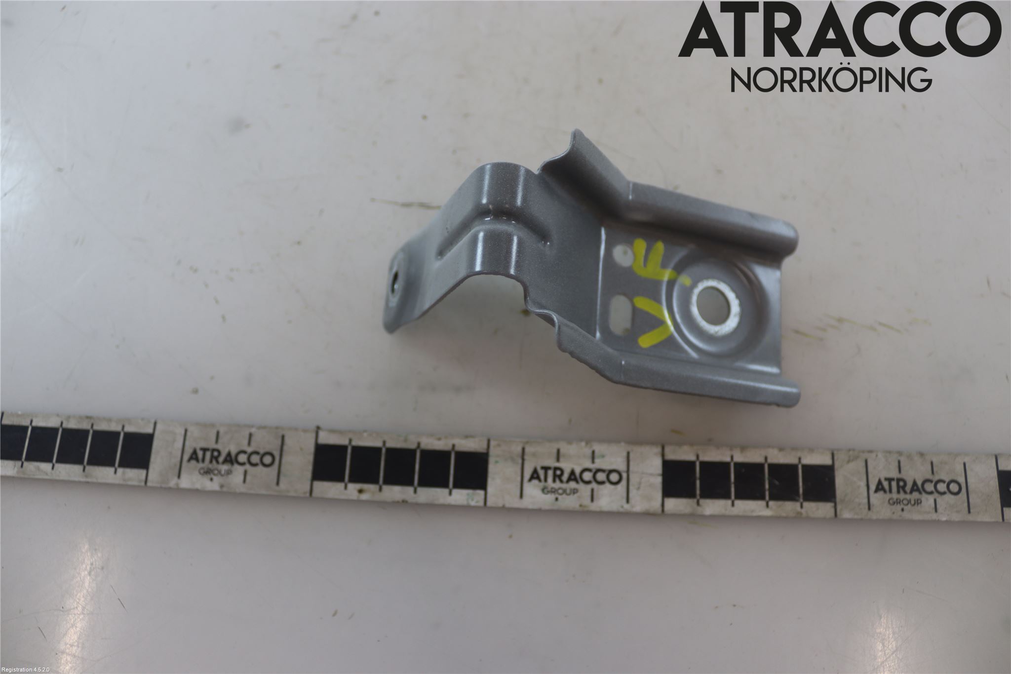 Seat LEON 20- Skärmfäste Fram Vä