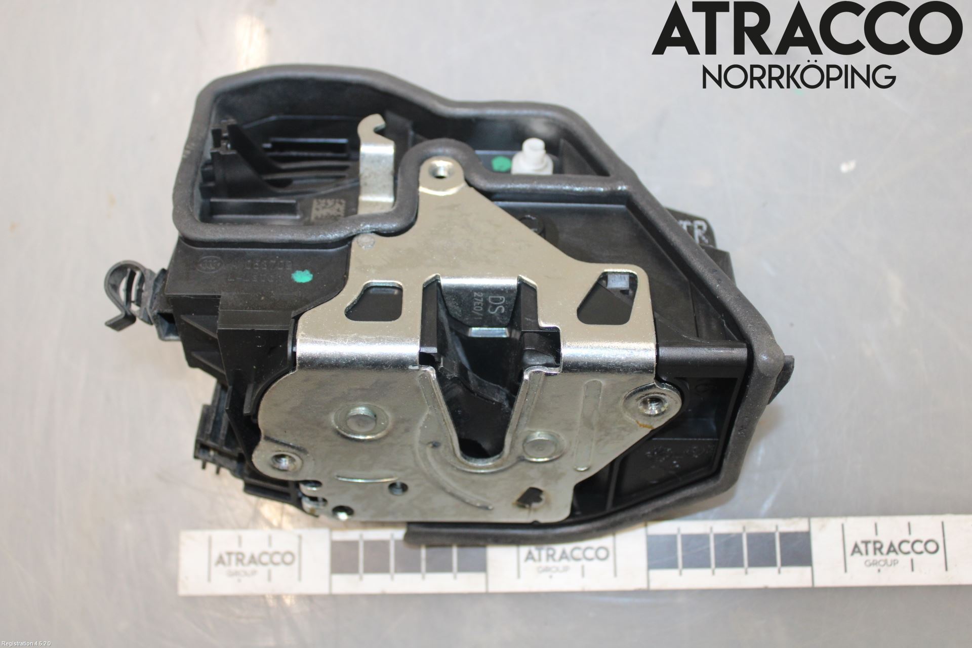 BMW X6 E71/E72   08-14 Låskista-Dörrlås