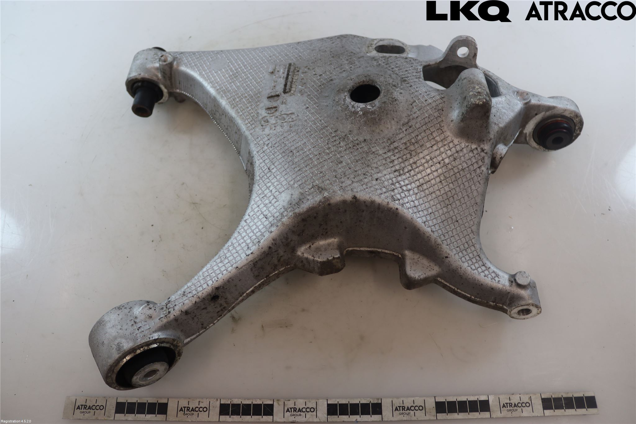 Volvo V60 19- Bärarm Bak Höger