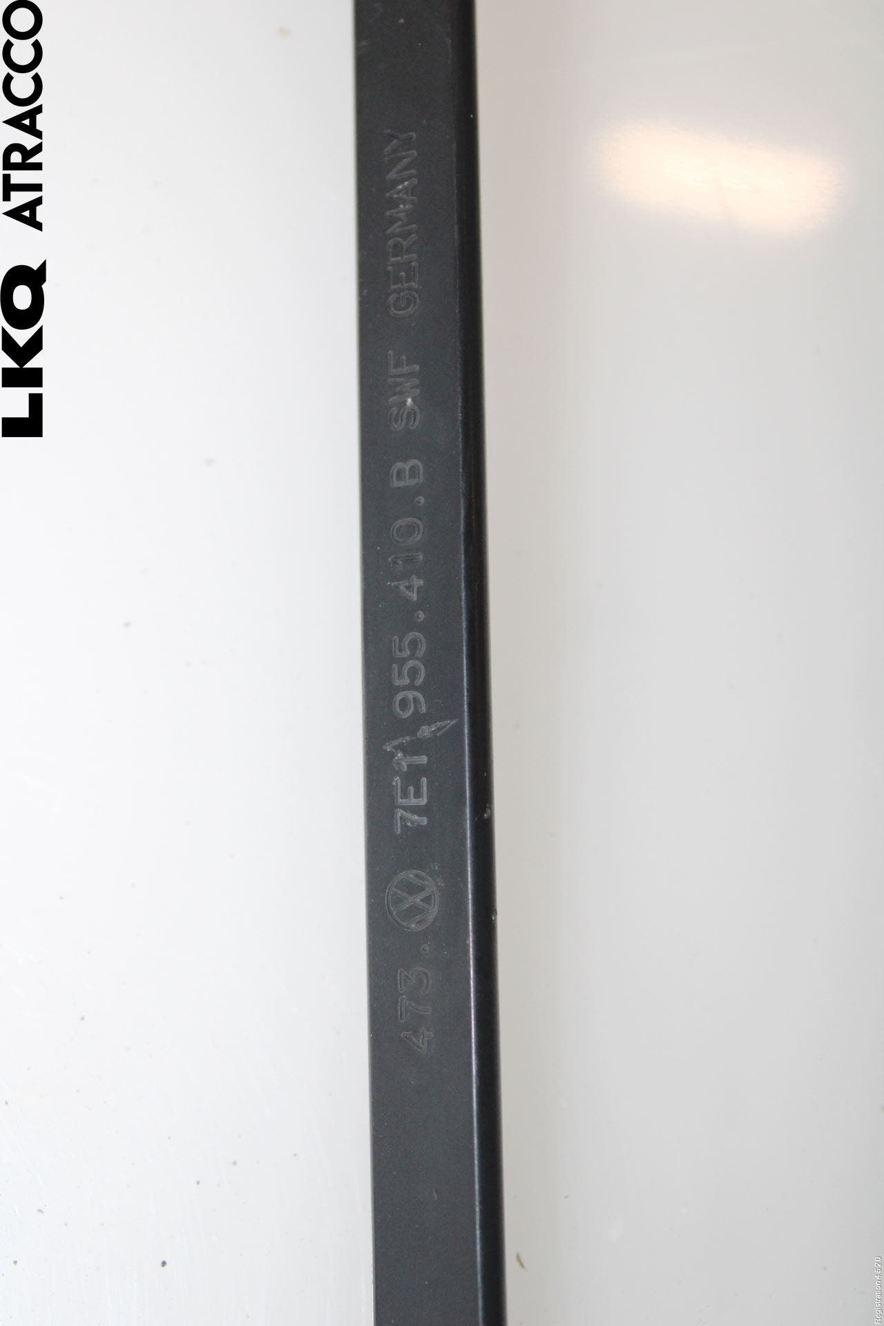 Volkswagen VW TRANSP/CARAVELLE (T5) 04-15 Torkararm Armar Vindruta