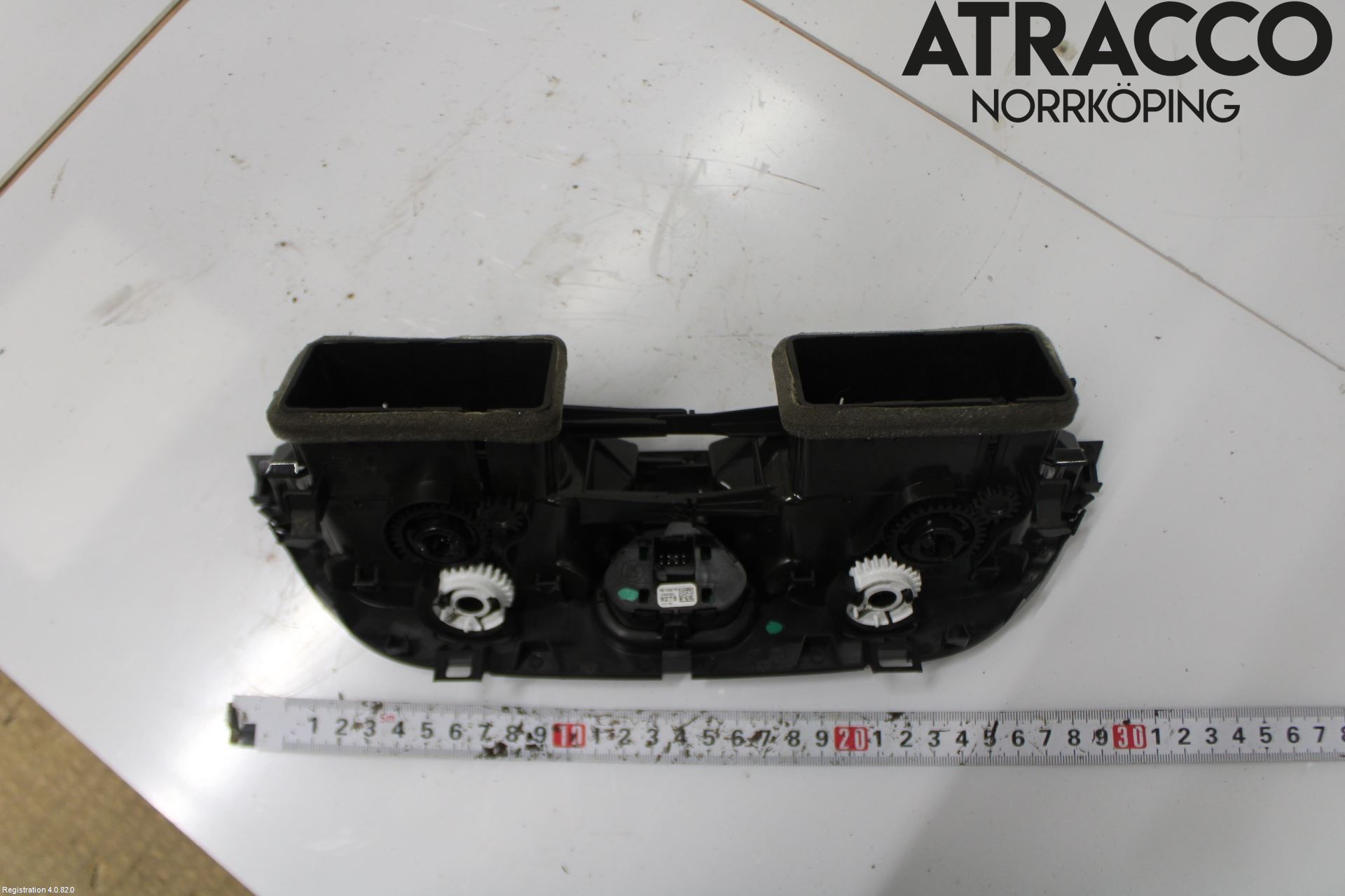 Opel CORSA E 15-19 Defrosterkanal-Munstycke