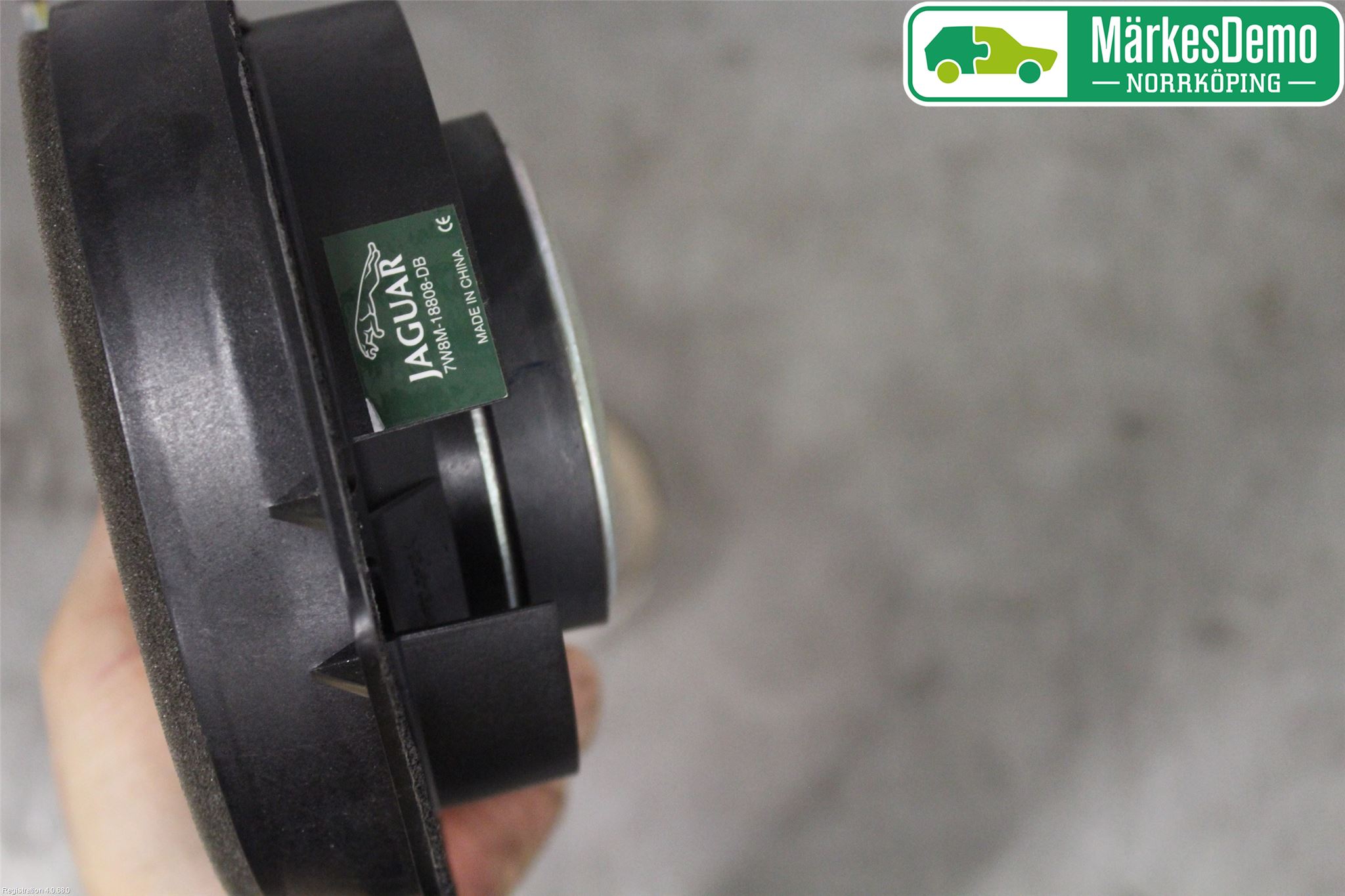 Jaguar XK/XKR 06-14 Högtalare