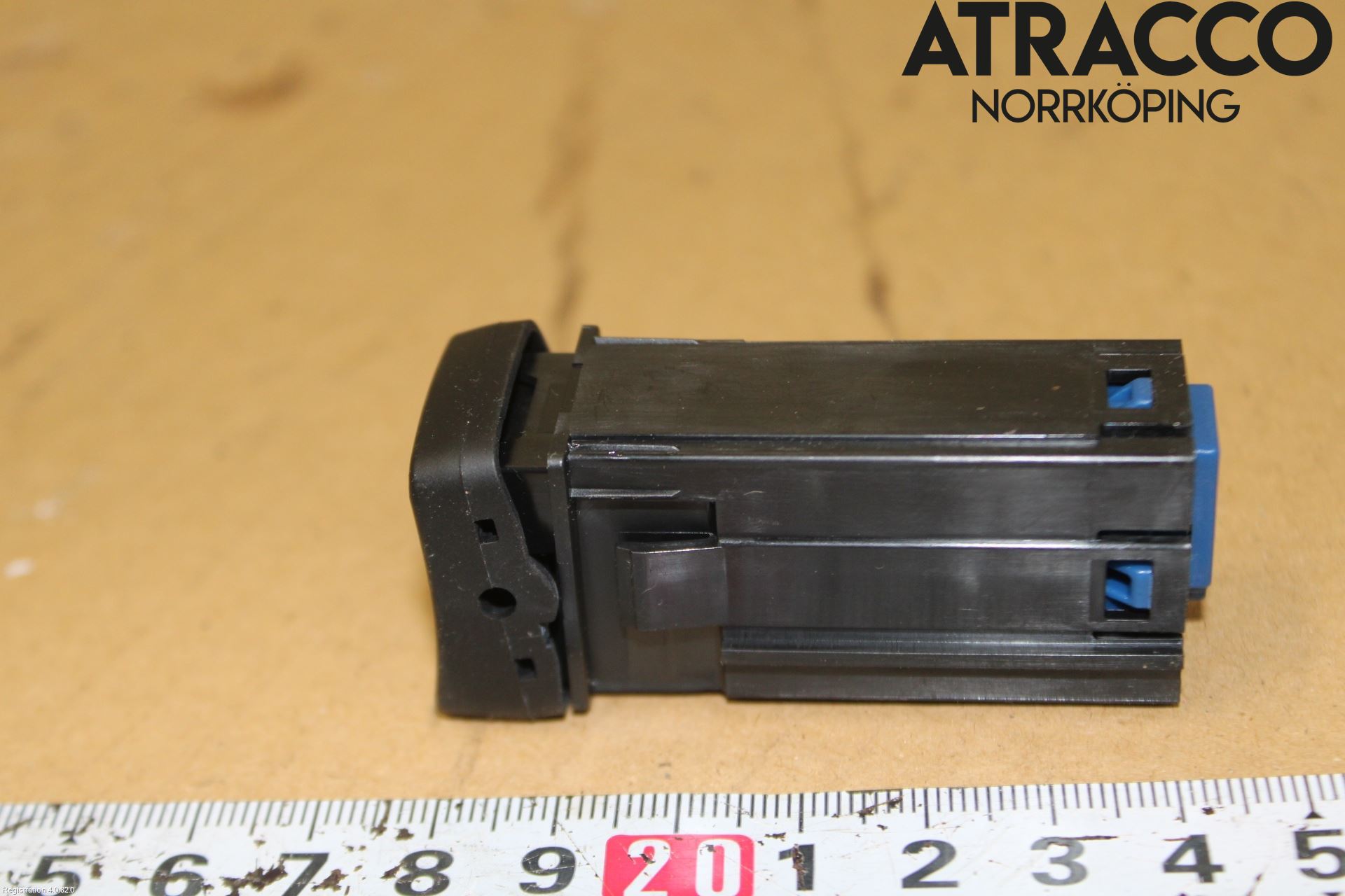 Toyota COROLLA 19- Strömställare Stolvärme